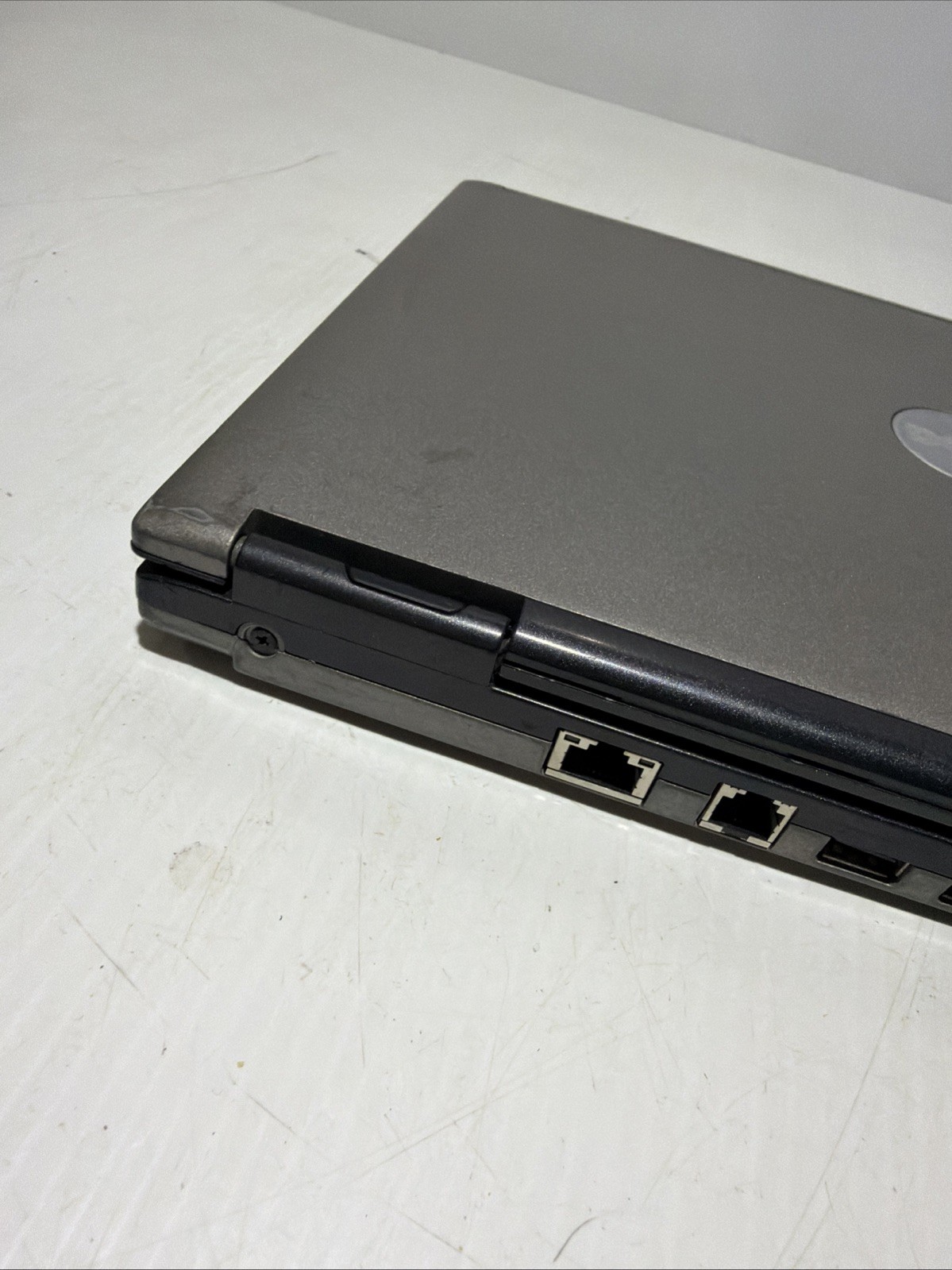 Dell Latitude D430 12″ Laptop Core 2 Duo 1.5gb Ram No Drives Boots Bios NO P/S