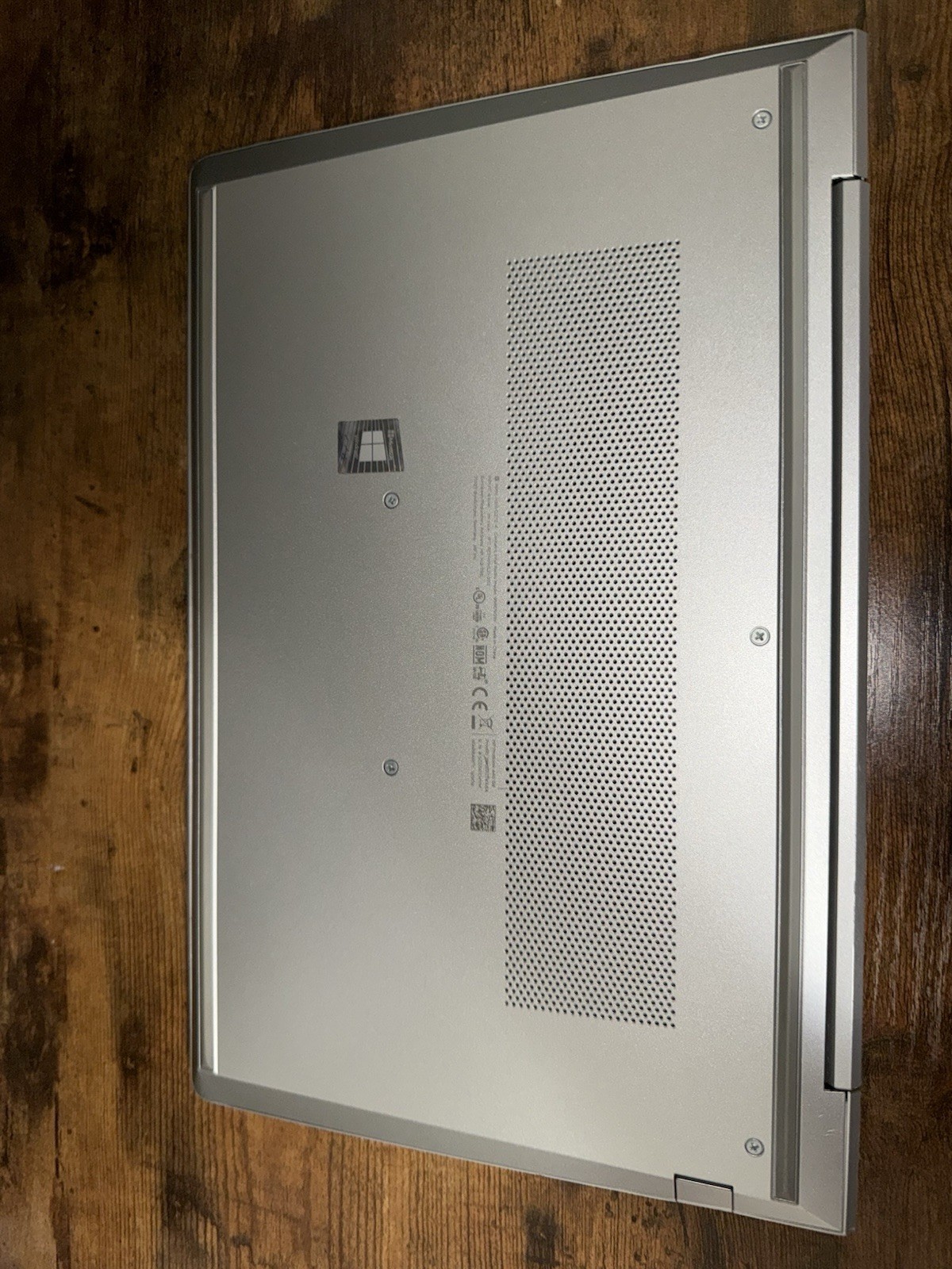HP ProBook 440 G8 14″ | Intel i5-1135G7 | 16GB RAM | 256GB SSD | Windows 11 Pro