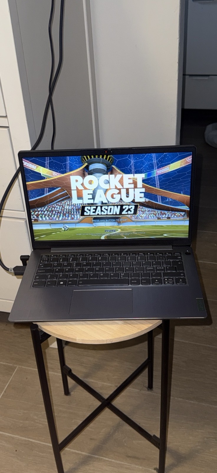 Lenovo IdeaPad Slim 3 15.6 in ( 512GB SSD, AMD Ryzen 5 7530U 2GHz, 16GB, Windows