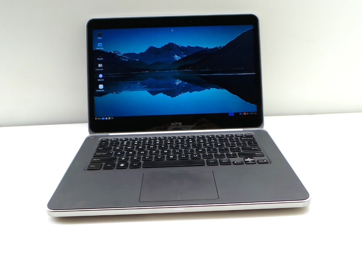 Dell XPS L421X | 14″ | i5-3317U | 8GB 256GB SSD | Linux
