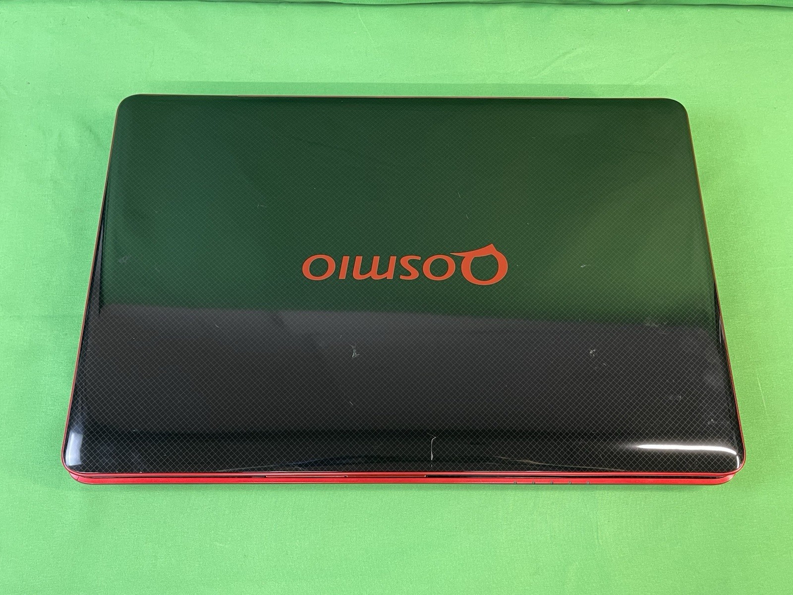 Toshiba Qosmio X505-Q896 Gaming | i7-740QM | 4GB DDR3 | 500GB HDD | Win 10
