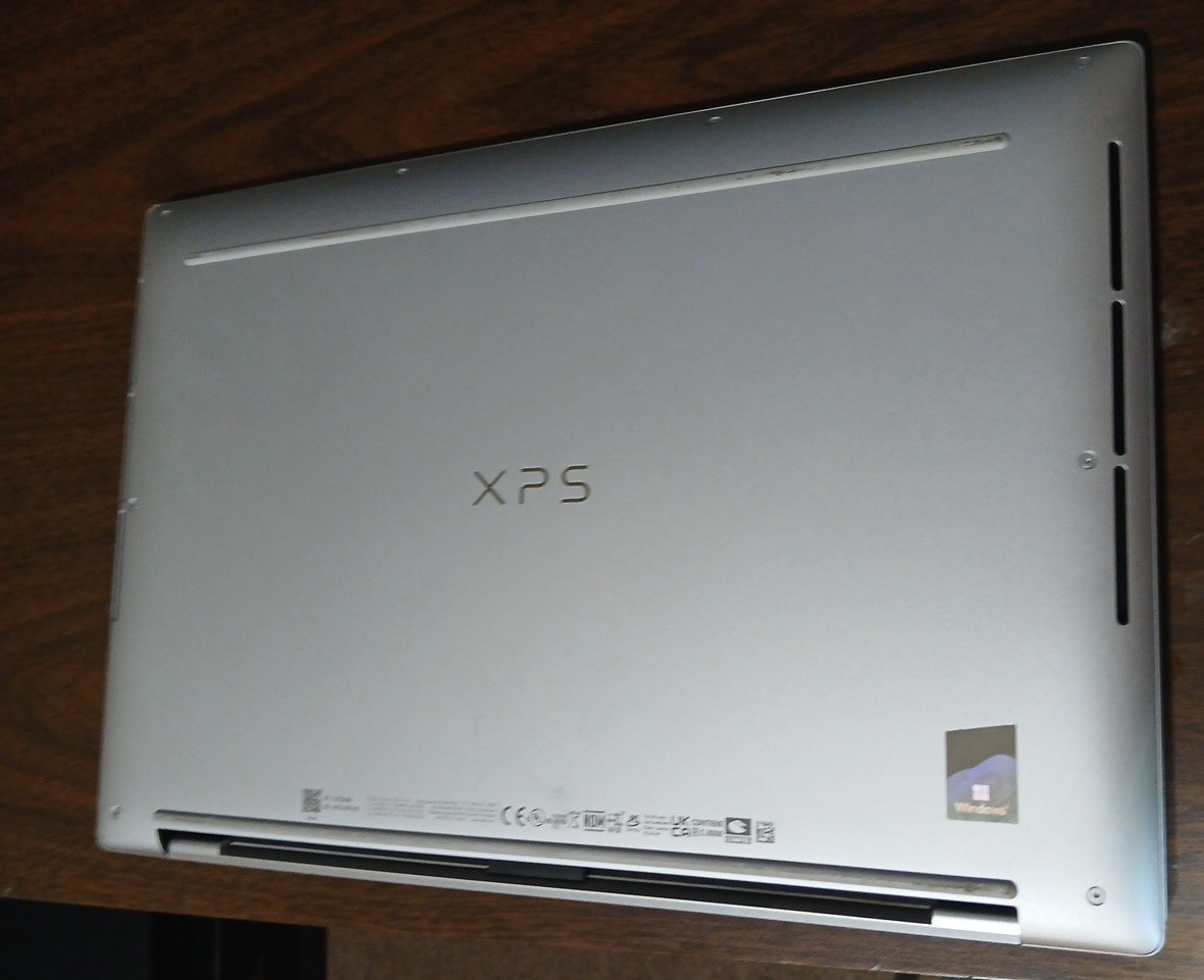 Dell XPS 14 9440 14.5″ FHD+ Intel Ultra 7 155H, 16GB RAM, 512GB SSD