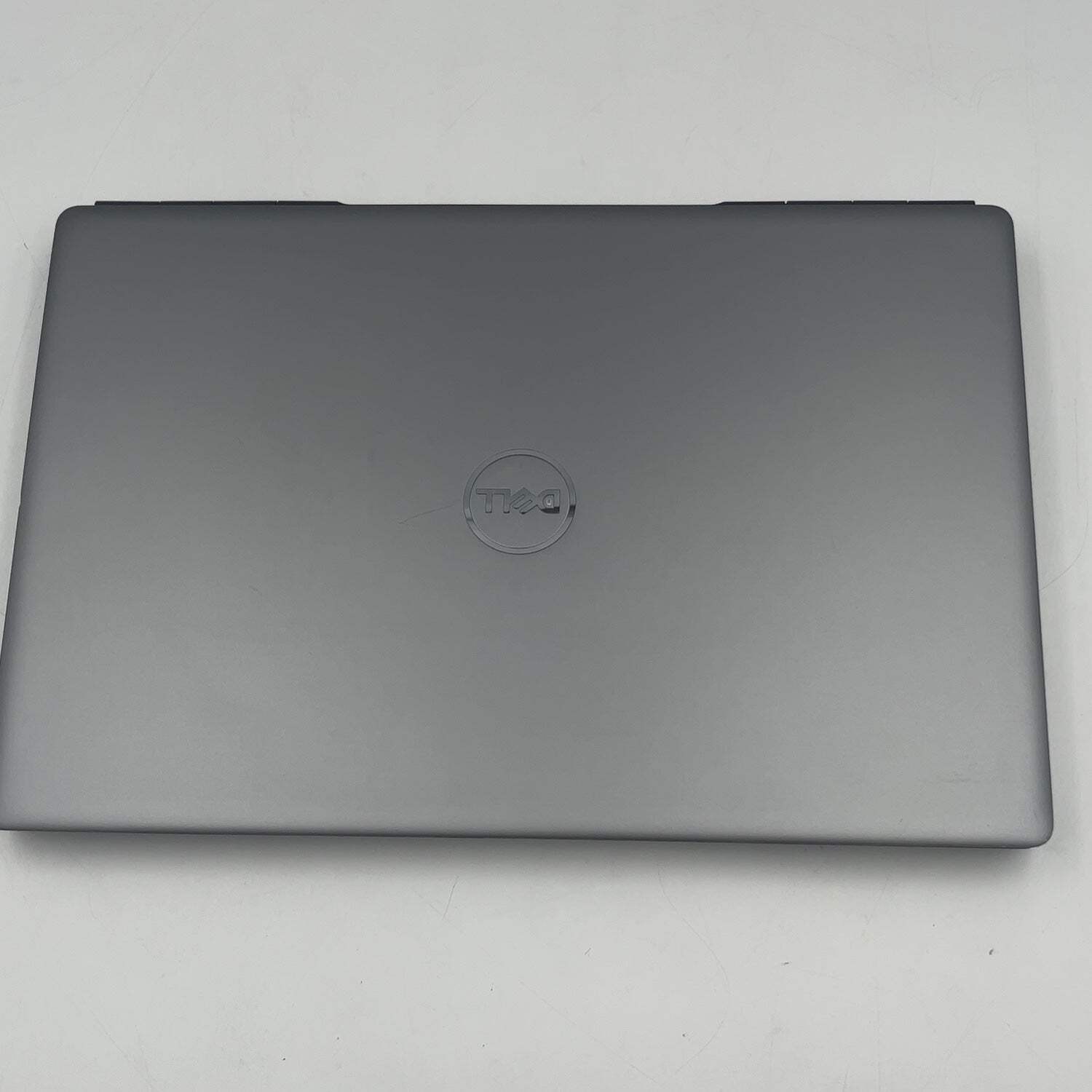 Dell Precision 7550 15.6″ Xeon W-10855M 2.8GHz 32GB RAM 1TB SSD Quadro RTX 3000