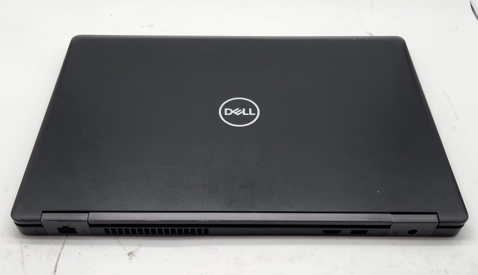 0326-04 Latitude 5590 w/charger.No webcam!i5 8th gen(4cores).8GB.128GB M.2.15.6″