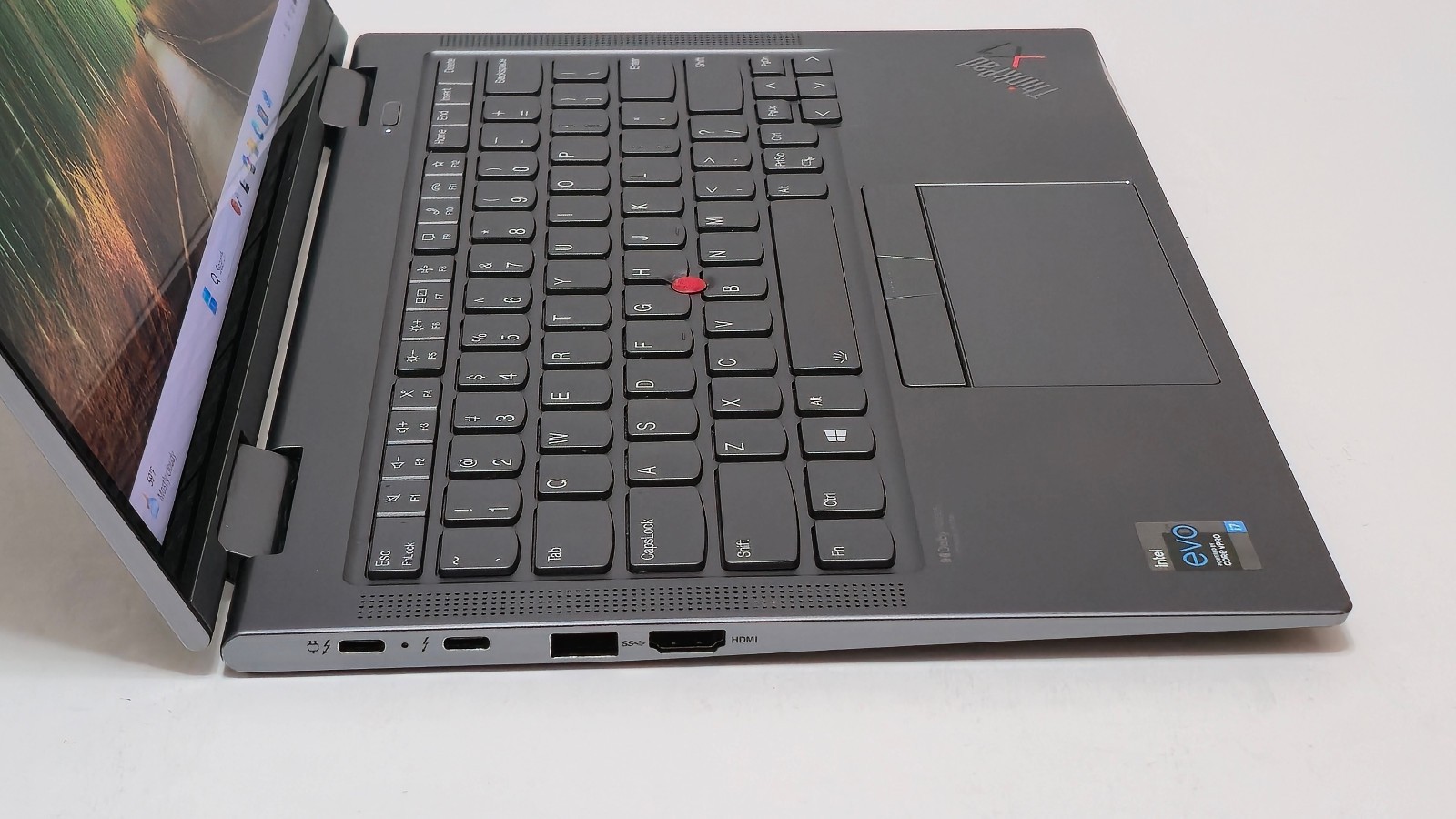 Lenovo ThinkPad X1 Yoga Gen 6 (i7-1185G7 CPU, 32 GB RAM 1 TB SSD) 14″ 4K Touch