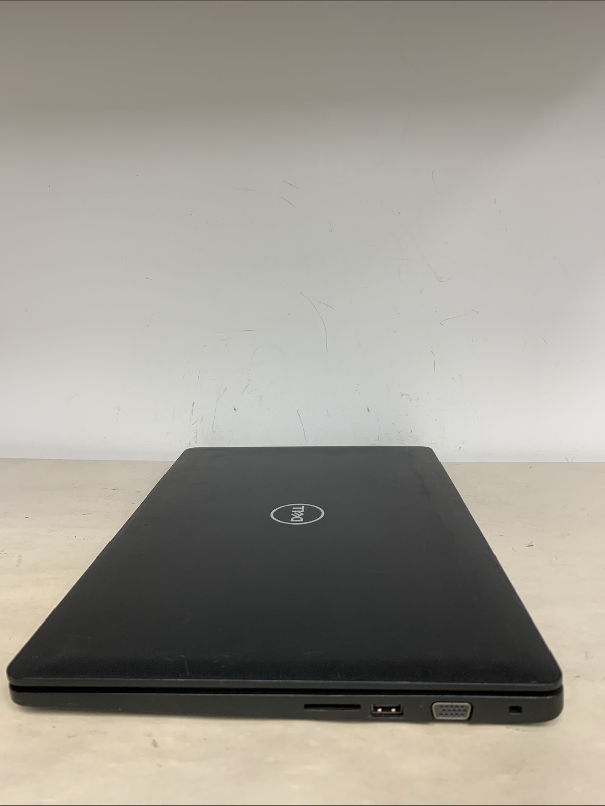 Dell Latitude 3580 15.6″ Laptop i5-7200U 8GB RAM NO HDD | Boot To Bios | DESC