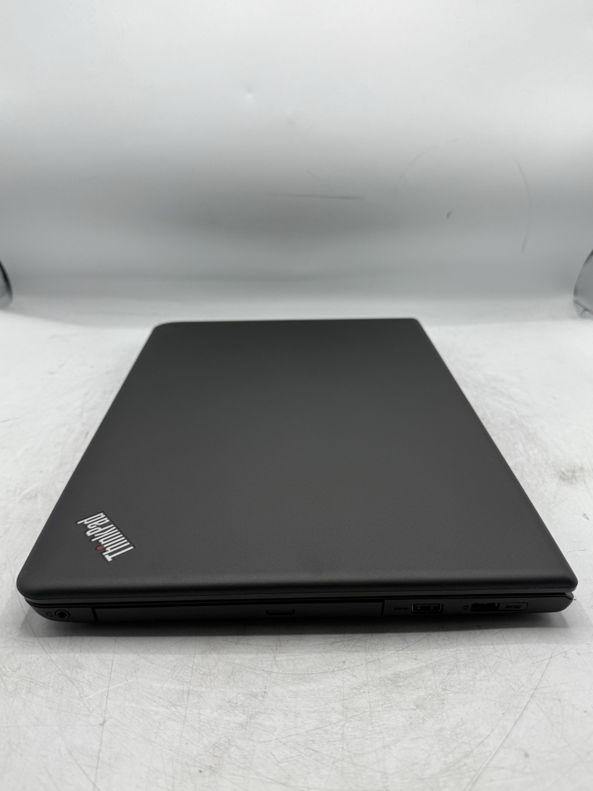 Lenovo ThinkPad E560 15.6” I5-6200U 2.30Ghz 8GB RAM 64GB SSD Win10P