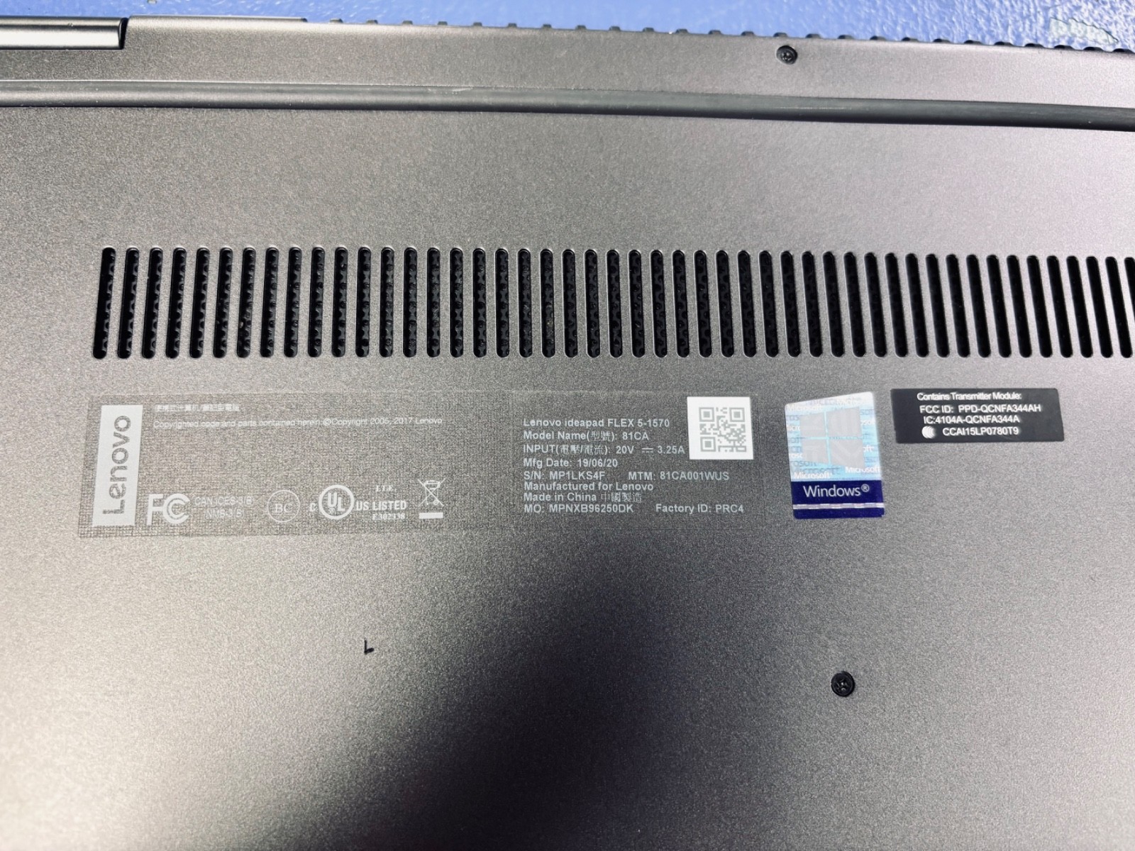 Lenovo IdeaPad FLEX 5-1570 15.6″ Intel i5-8250U@1.60GHz, 8GB-RAM, 512GB-SSD.
