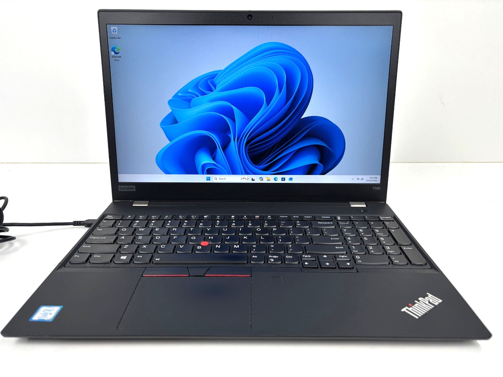 Lenovo ThinkPad T590 Full HD i5-8365U 16GB 256SSD Win11 Pro NO BATTERY PARTS