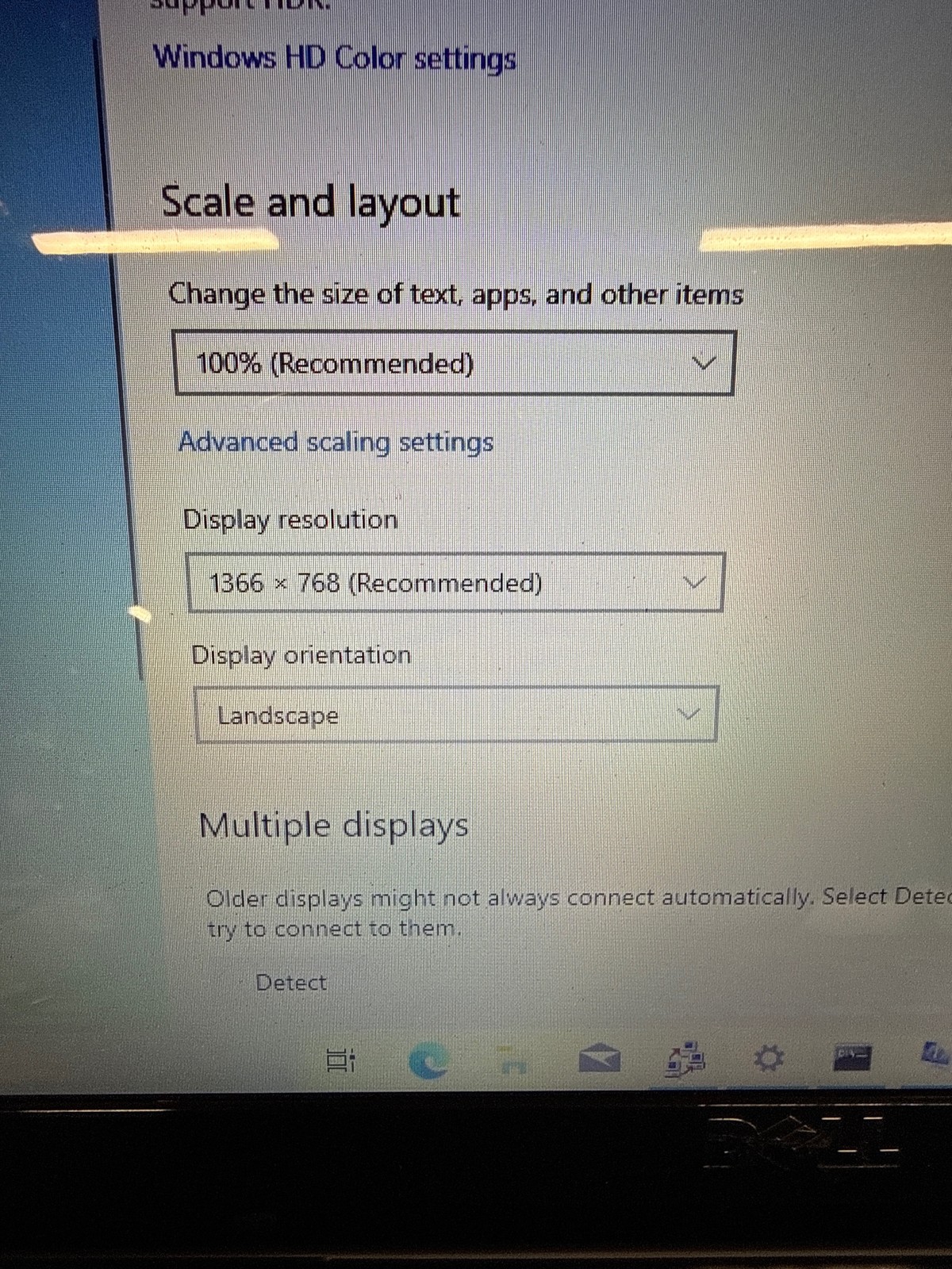 Dell Studio 1558 Intel Core i3 M 330 @ 2.13GHz 4 GB 320 GB 15.6″