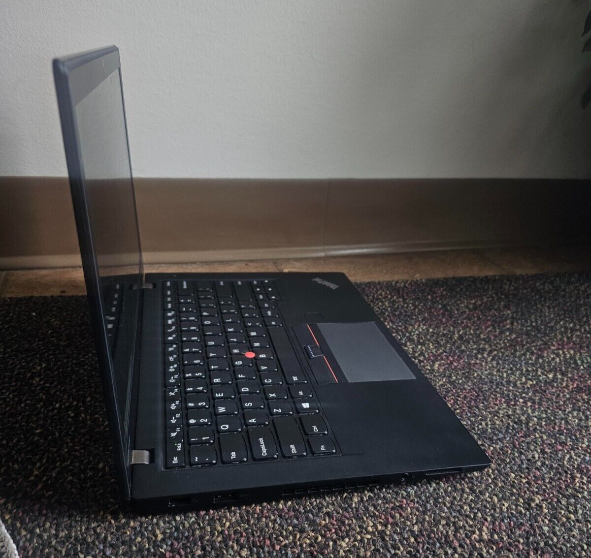 Lenovo ThinkPad T460s 14″ (i5-6200u 2.30GHz – 12GB RAM – 128GB SSD – Win10Pro)