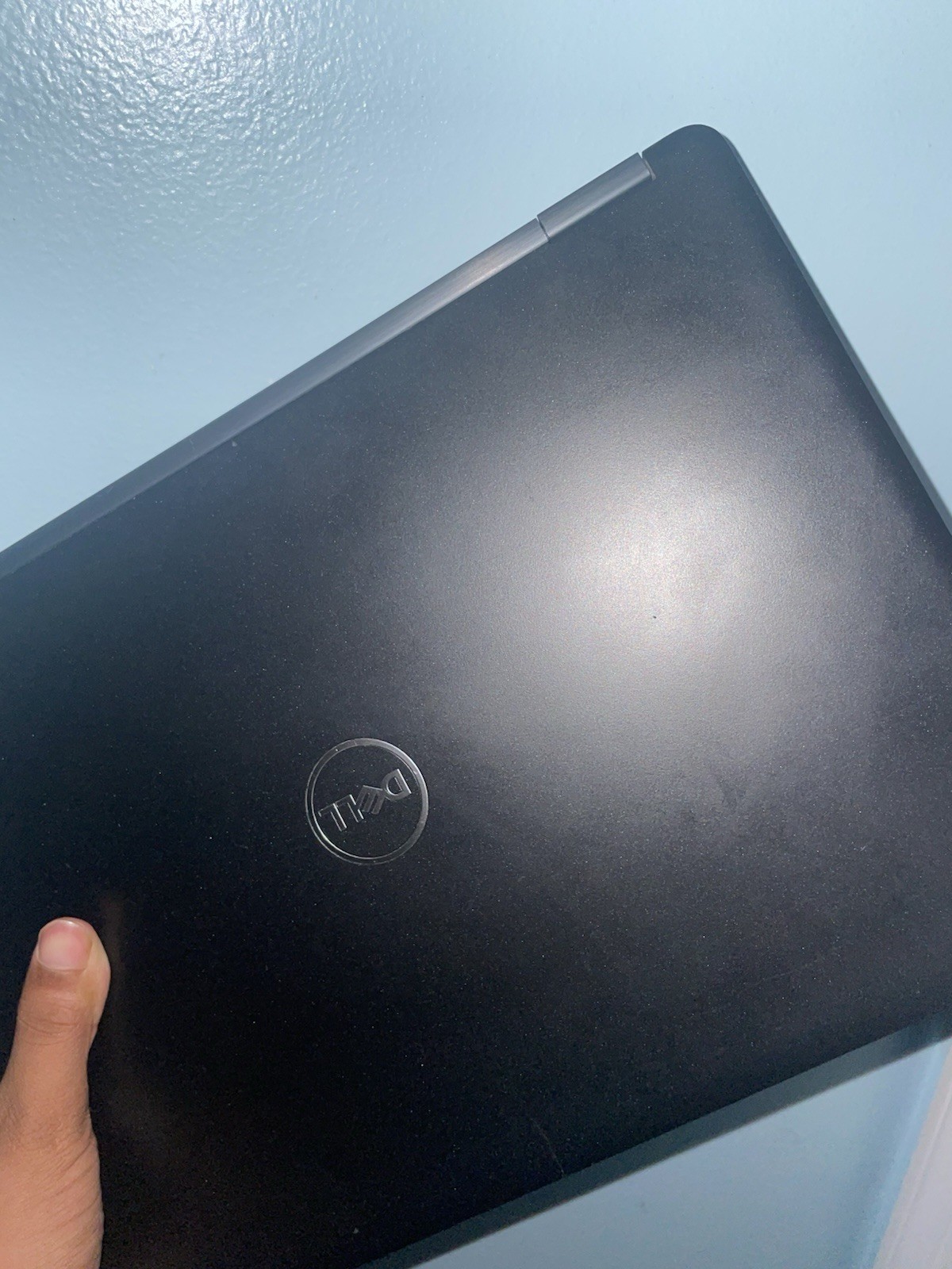 Dell Latitude 14-inch Laptop PC 119 GB, 16.0 RAM, 128 MB Graphics Card