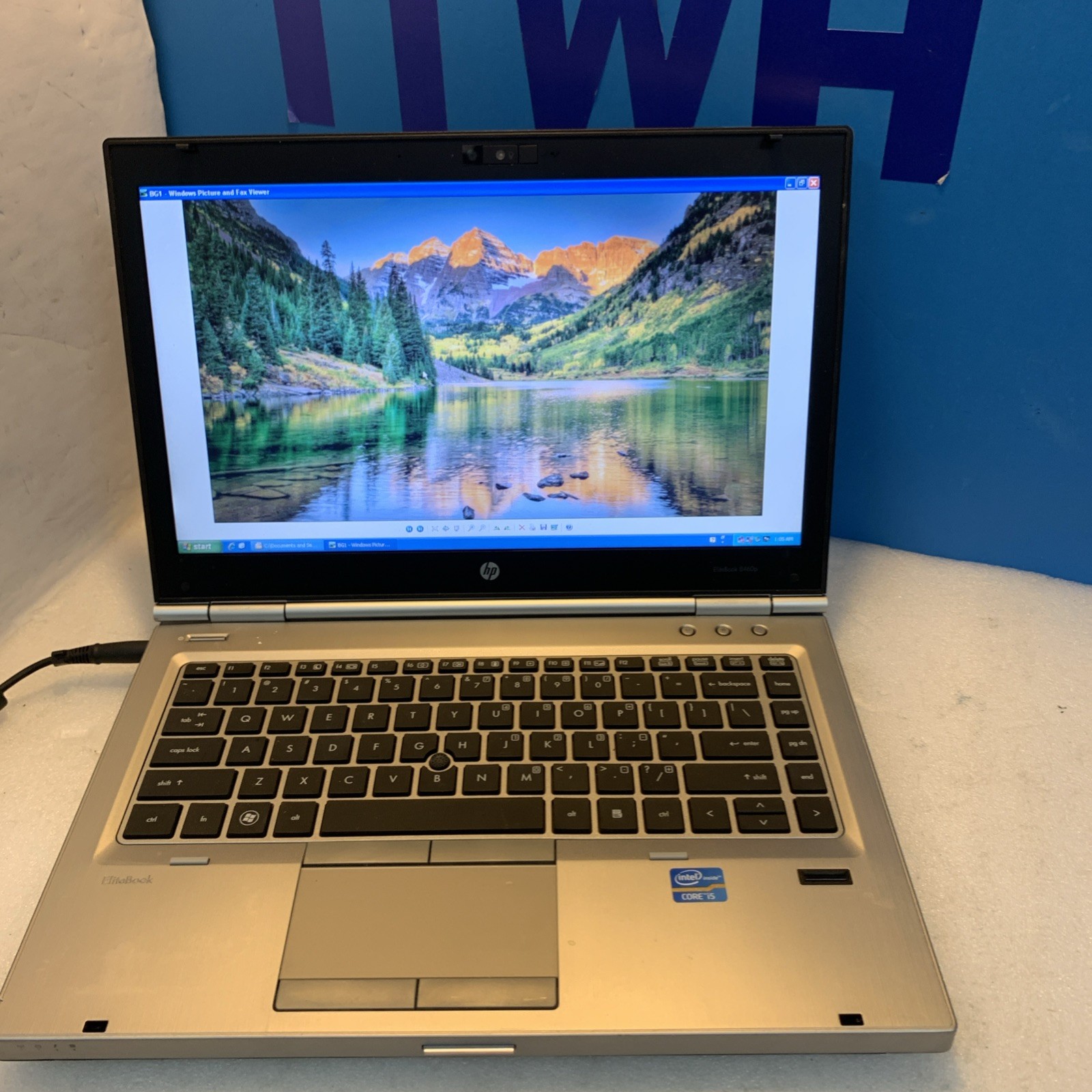 🔥 HP Elitebook 8460p 14″ CPU 4GB FireWire DP WiFi Bluetooth Webcam Win XP SP3