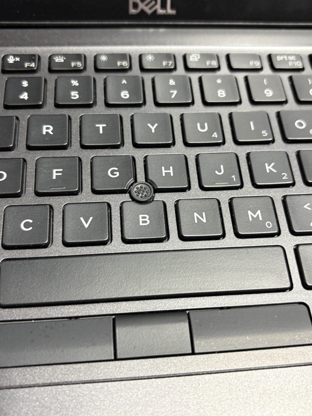 Dell Latitude 5400 14″ FHD i5-8365U 8GB RAM 256GB SSD No OS/Charger