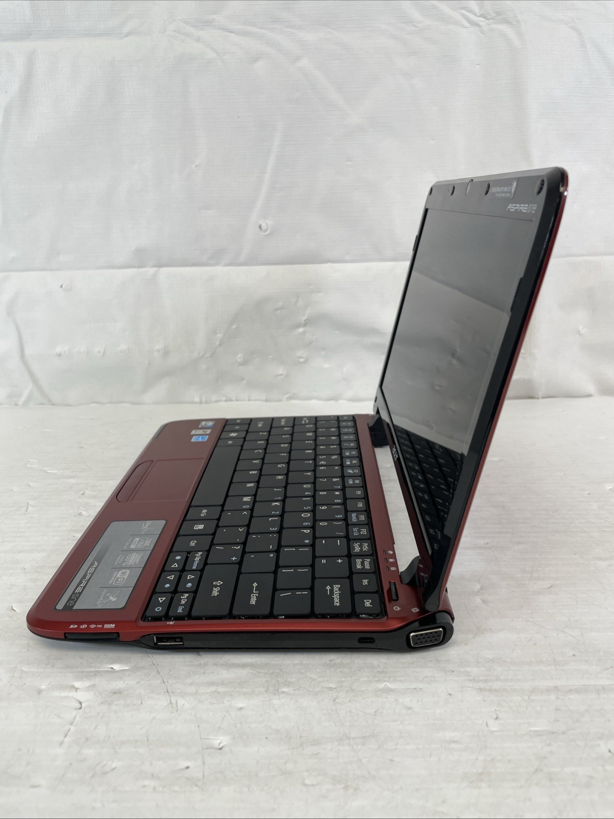 Acer Aspire One ZA3 A0751h-1145 11.6″ Intel Atom 1.33GHz 1GB RAM 150GB HDD WinXP