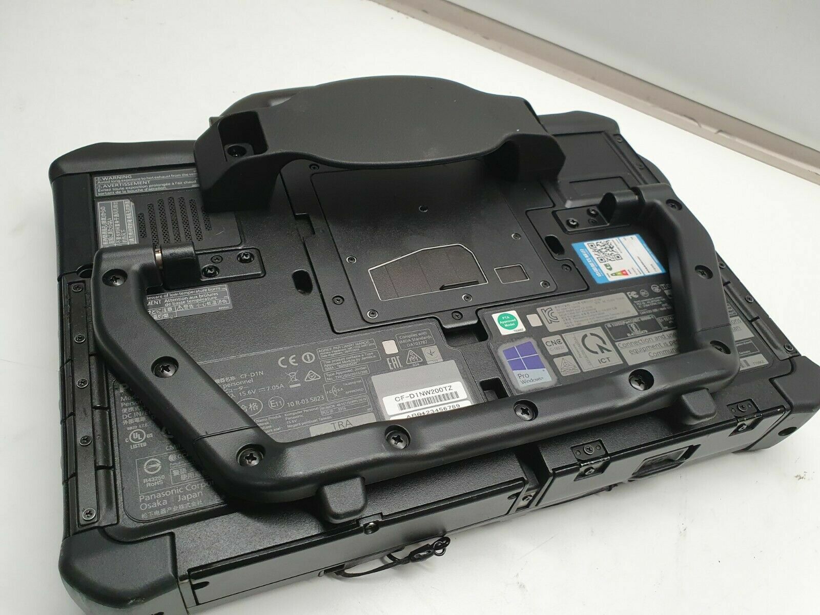 PANASONIC TOUGHBOOK CF-D1 MK3 i5-6300U 2.40GHZ 16GB 512GB SSD XENTRY TAB GRADE A