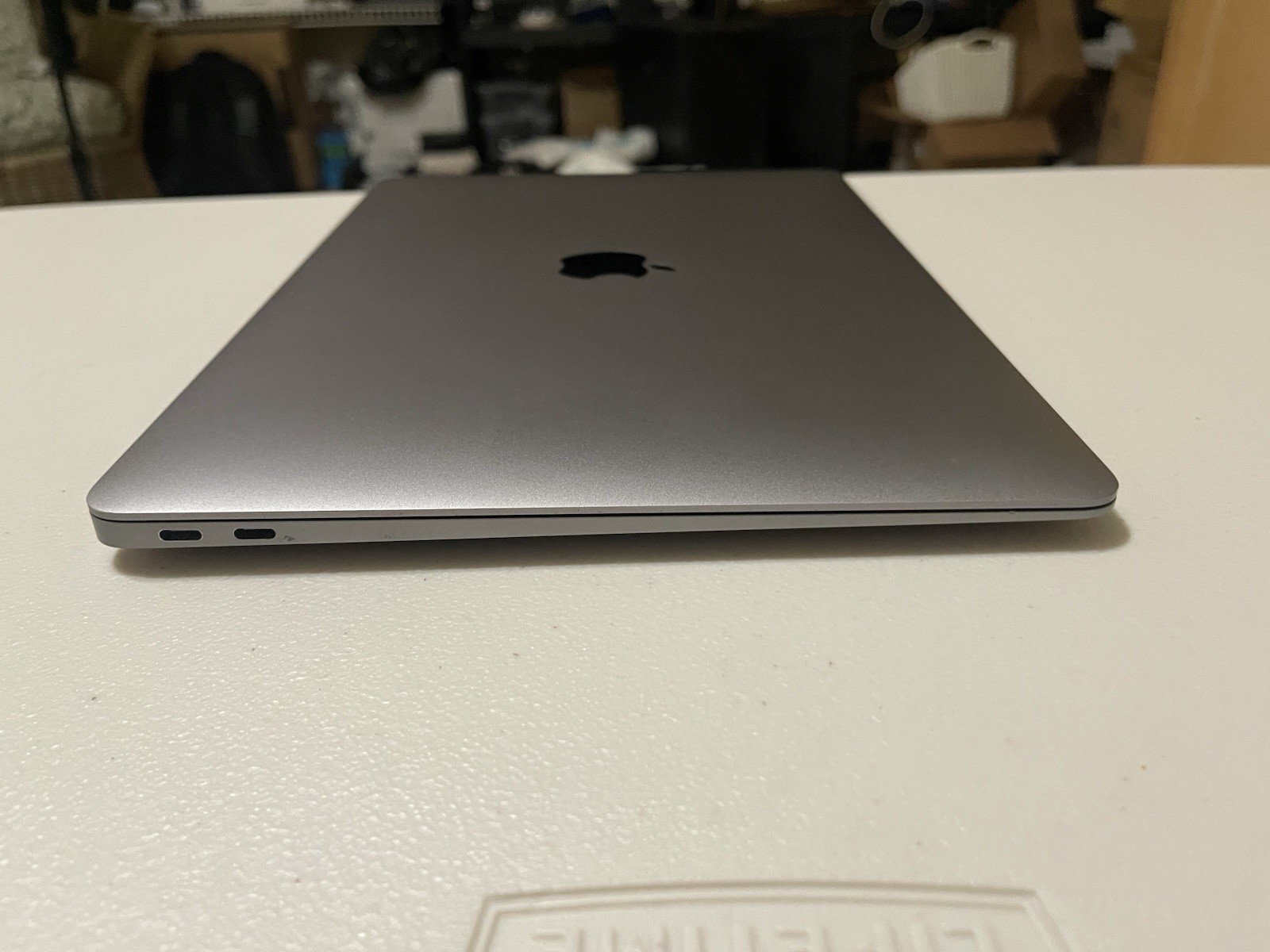 Apple A2179 MacBook Air 13″ 2020 Intel i5-1030NG 8GB LPDDR4 256GB SSD CC