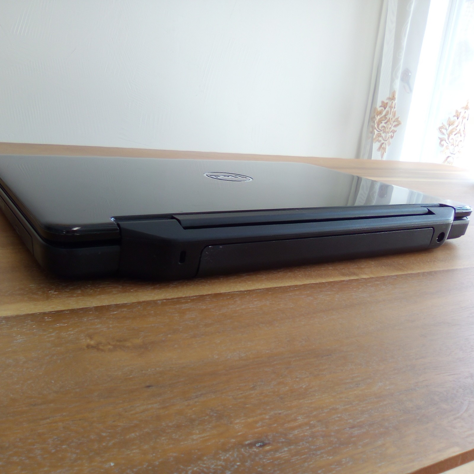 Dell Inspiron 3520 [Intel Core i5] [8 GB DDR3] [240GB SATA SSD] [Windows 11 Pro]