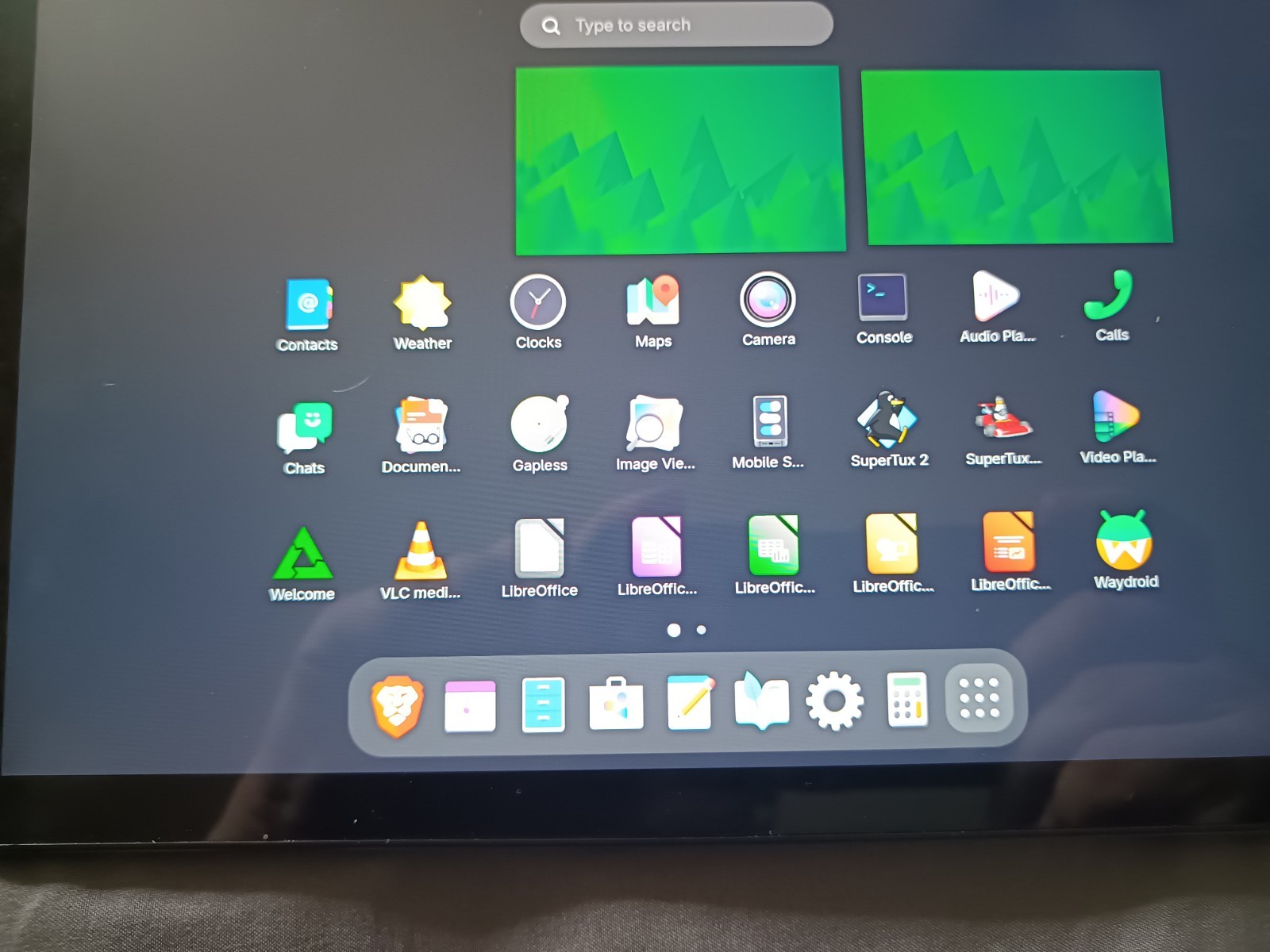 Lenovo Chromebook 10.1″ FHD (64GB SSD , Postmarket OS Linux 2.0GHz,4GB RAM)…