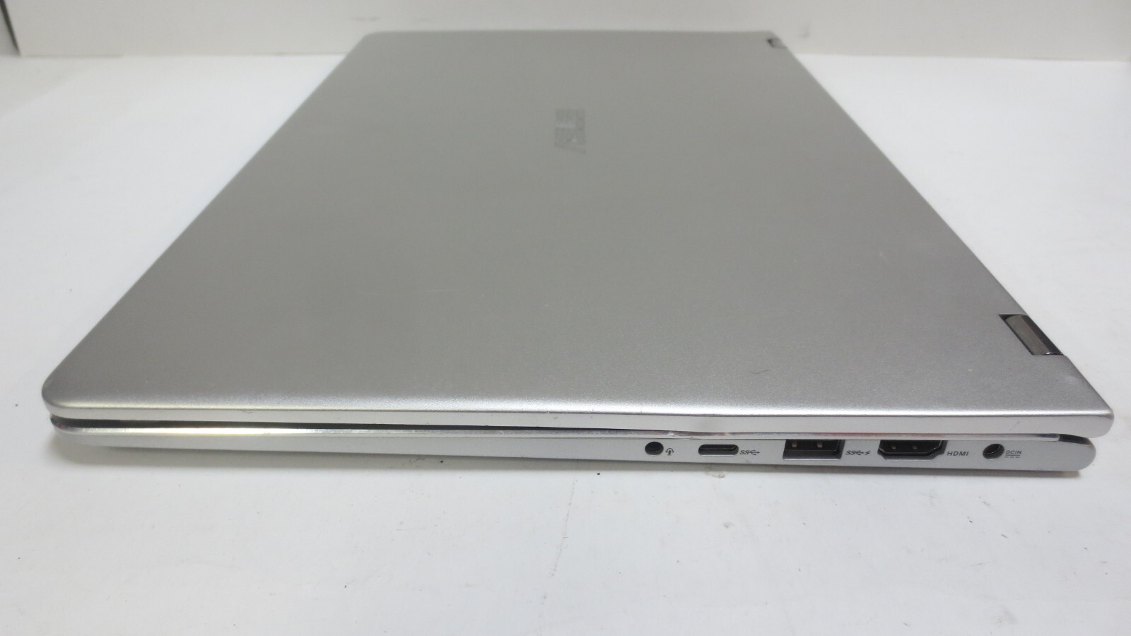 ASUS Q505UA-BI5T7 | INTEL CORE I5-8250U 1.60GHZ | 256GB | 12GB | Win10