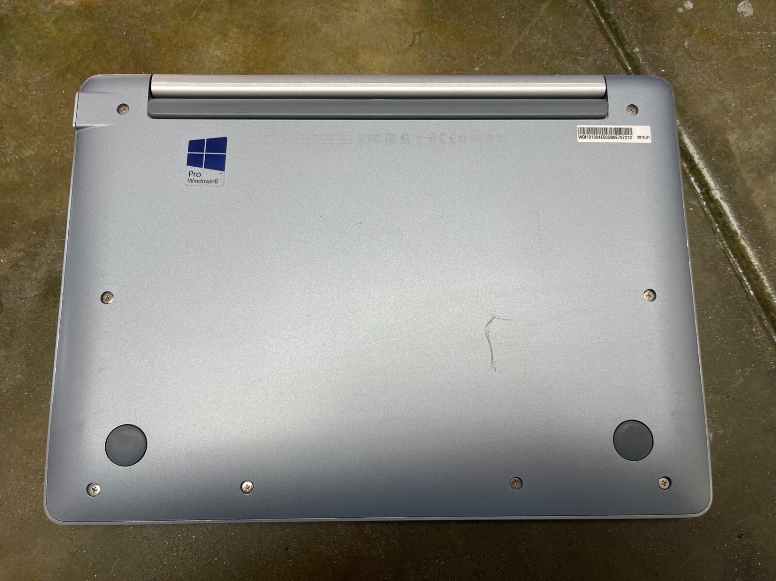 Acer Aspire SW5-012 2-in-1 Multi-Touch Laptop tablet 1.33 GHz 2GB Ram 60GB SSD