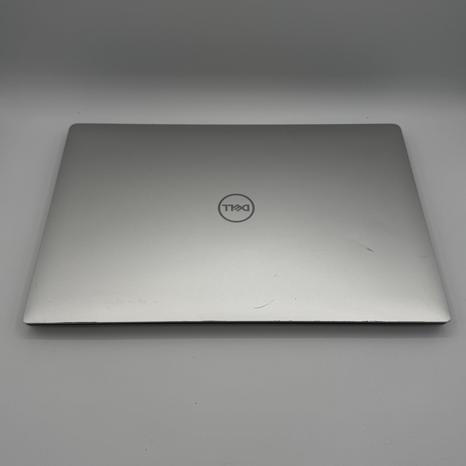 Dell Precision 5540 i9-9880H Quadro T2000 16GB RAM 256GB SSD Win11 Pro Laptop