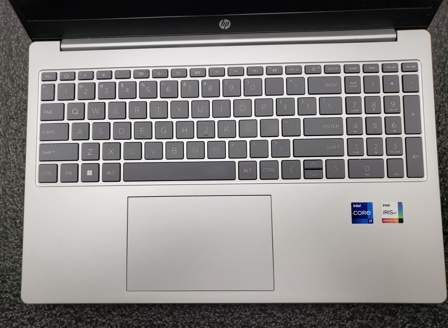 HP 15-fd0057nr Intel Core i7-1355U 16GB RAM 256GB SSD 15.6″ Laptop PC Win 11 pro