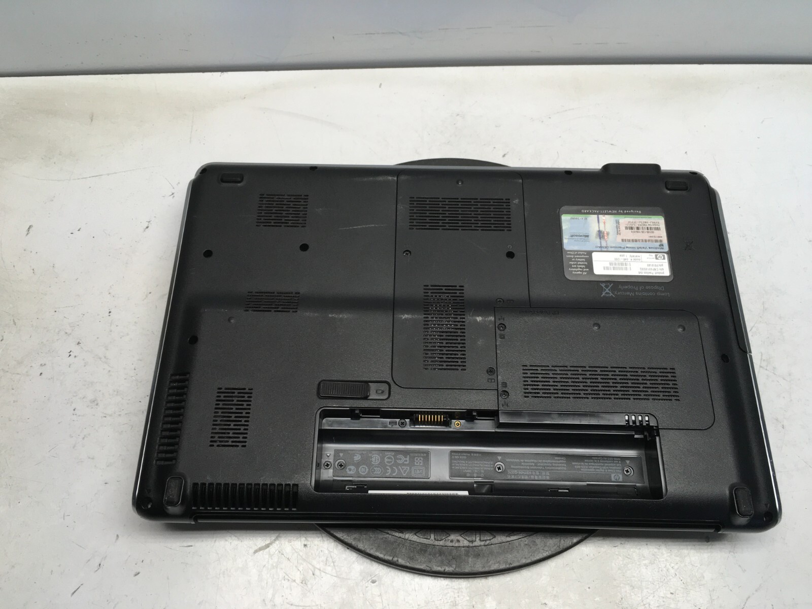 HP Pavilion DV6-1200 Intel Core 2 Duo T6500 2.1GHz 4 GB NO HDD No Batt