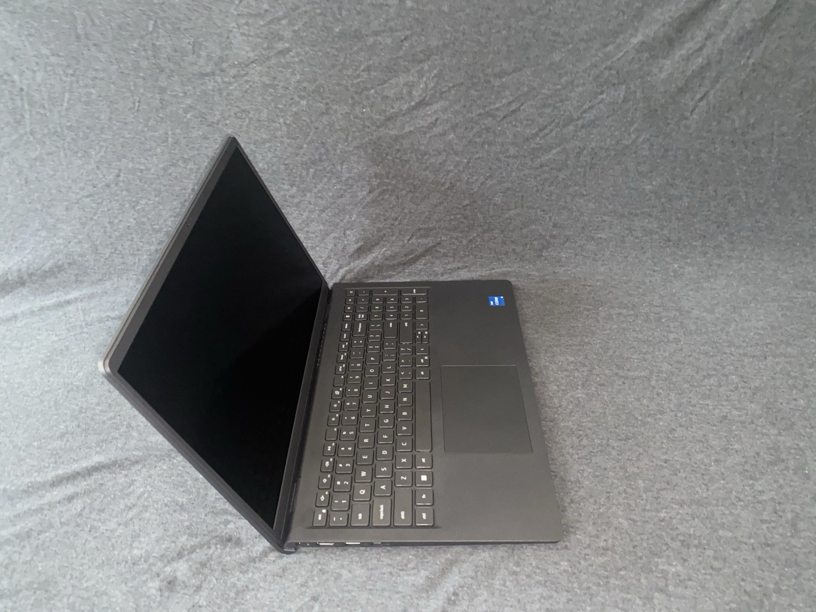 Dell Inspiron 15 3530 15.6″ i5-1334U 32GB DDR4 1TB SSD Windows 11 PRO