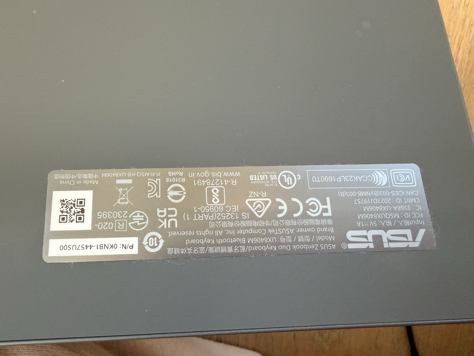 ASUS Zenbook DUO 14″ OLED Touch Display 32GB and Very Special 4 TB!!