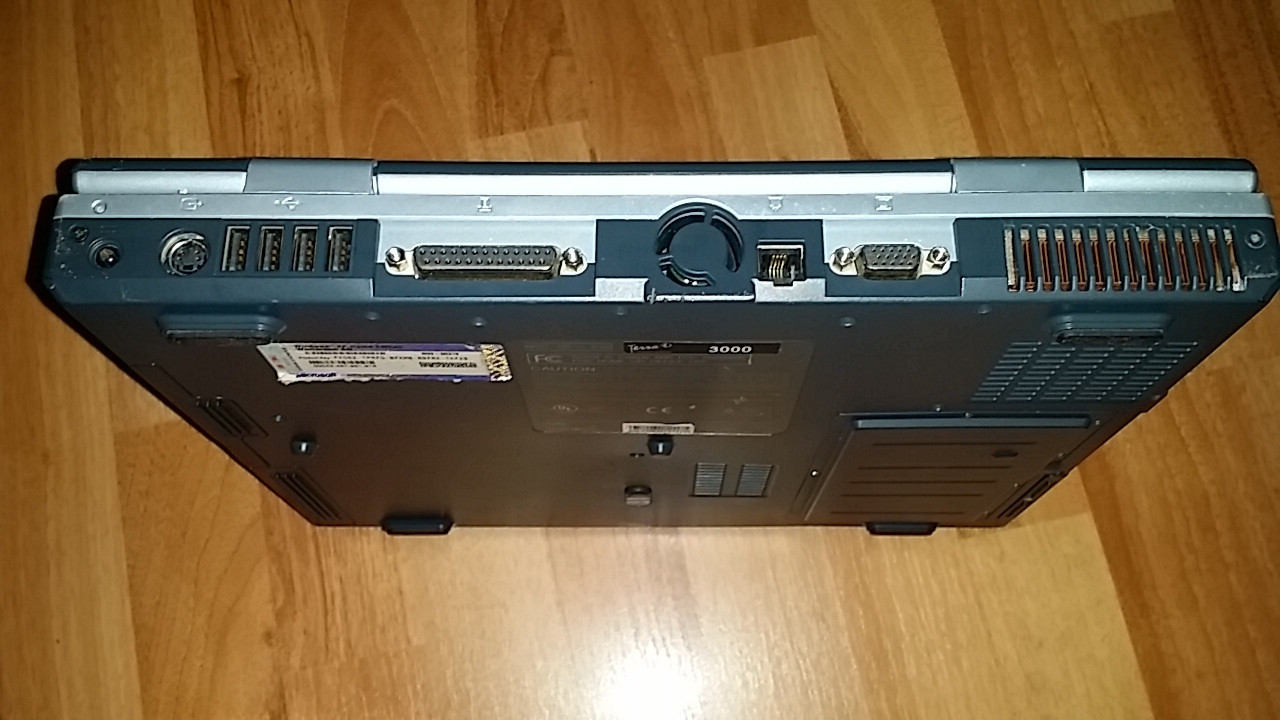 Terra 3000 – Windows XP Laptop – Model 8375 – Retro