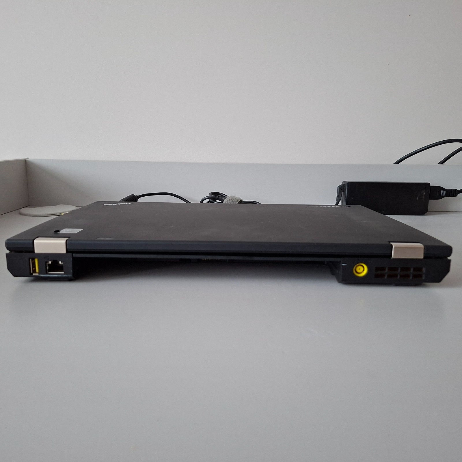 Lenovo ThinkPad T430 | Coreboot (Skulls) | HD+ 1600×900 | 8GB RAM | 128GB SSD