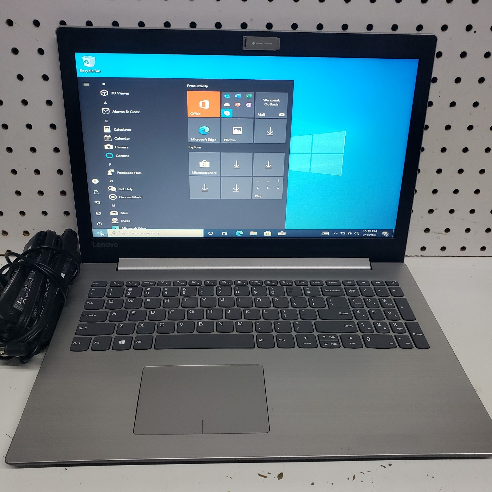 LENOVO IDEAPAD 80XS AMD A12-9720P 2.70GHz 8GB RAM 256GB SSD Win 10 Pro