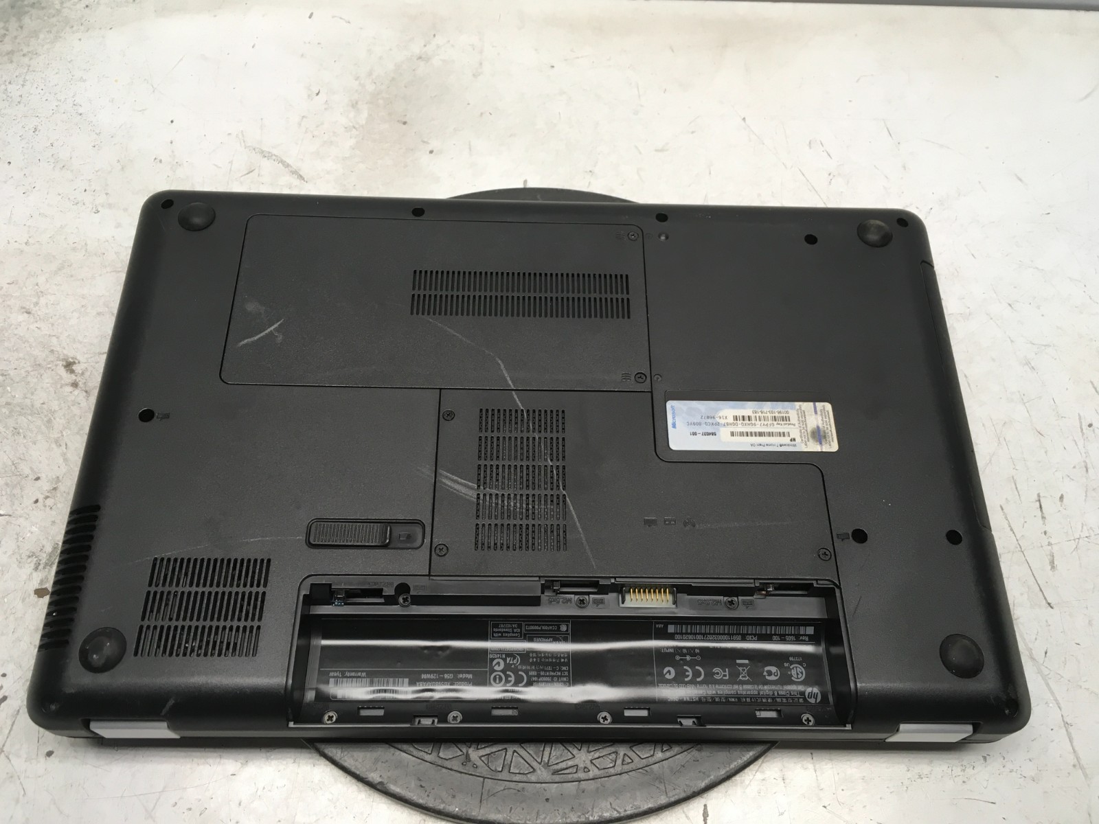 HP G56-129WM Intel Celeron 900 2.2GHz 3 GB NO HDD