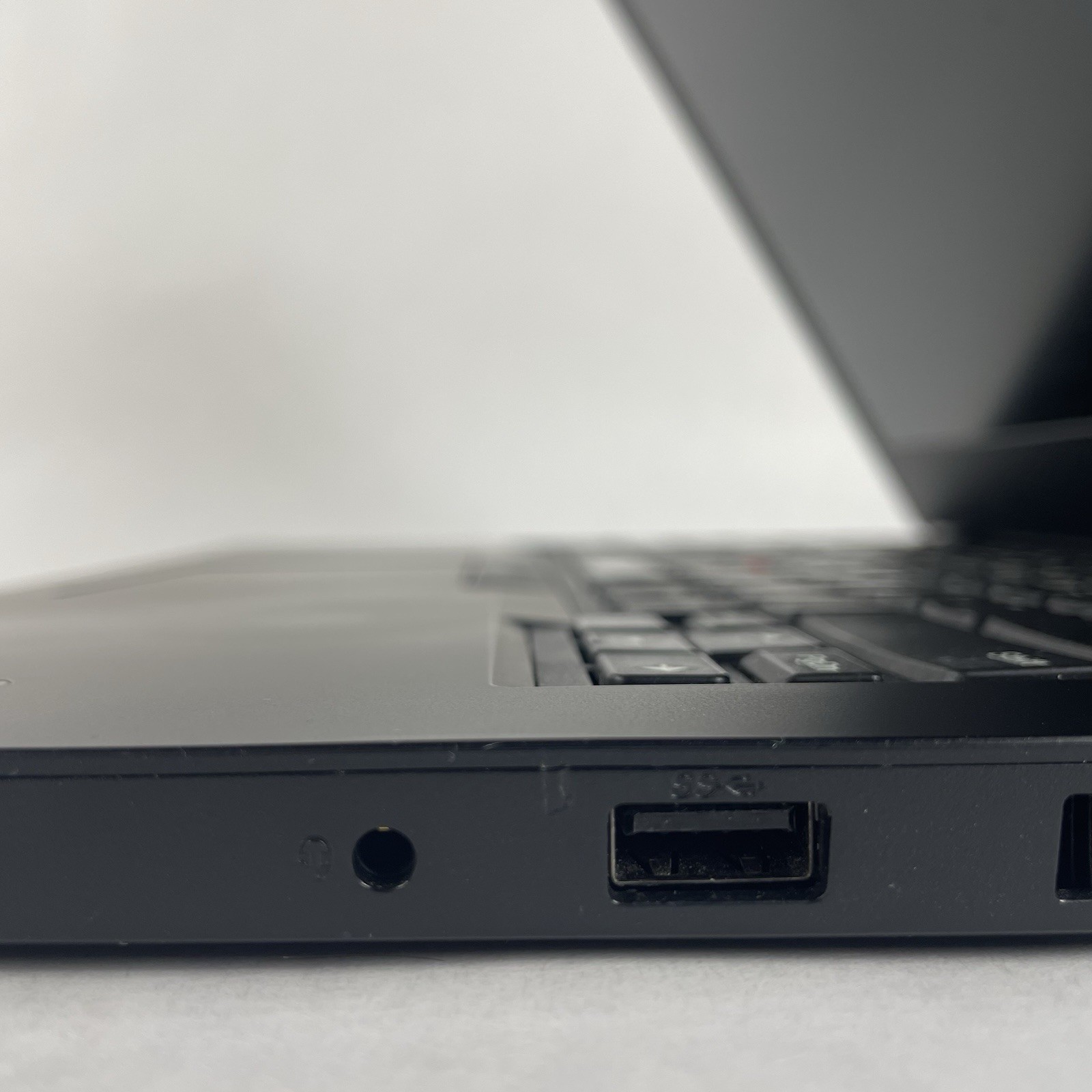 Lenovo ThinkPad L14 Gen 1 14″ i5-10210U 1.60 GHz 8 GB RAM No SSD/OS/AC