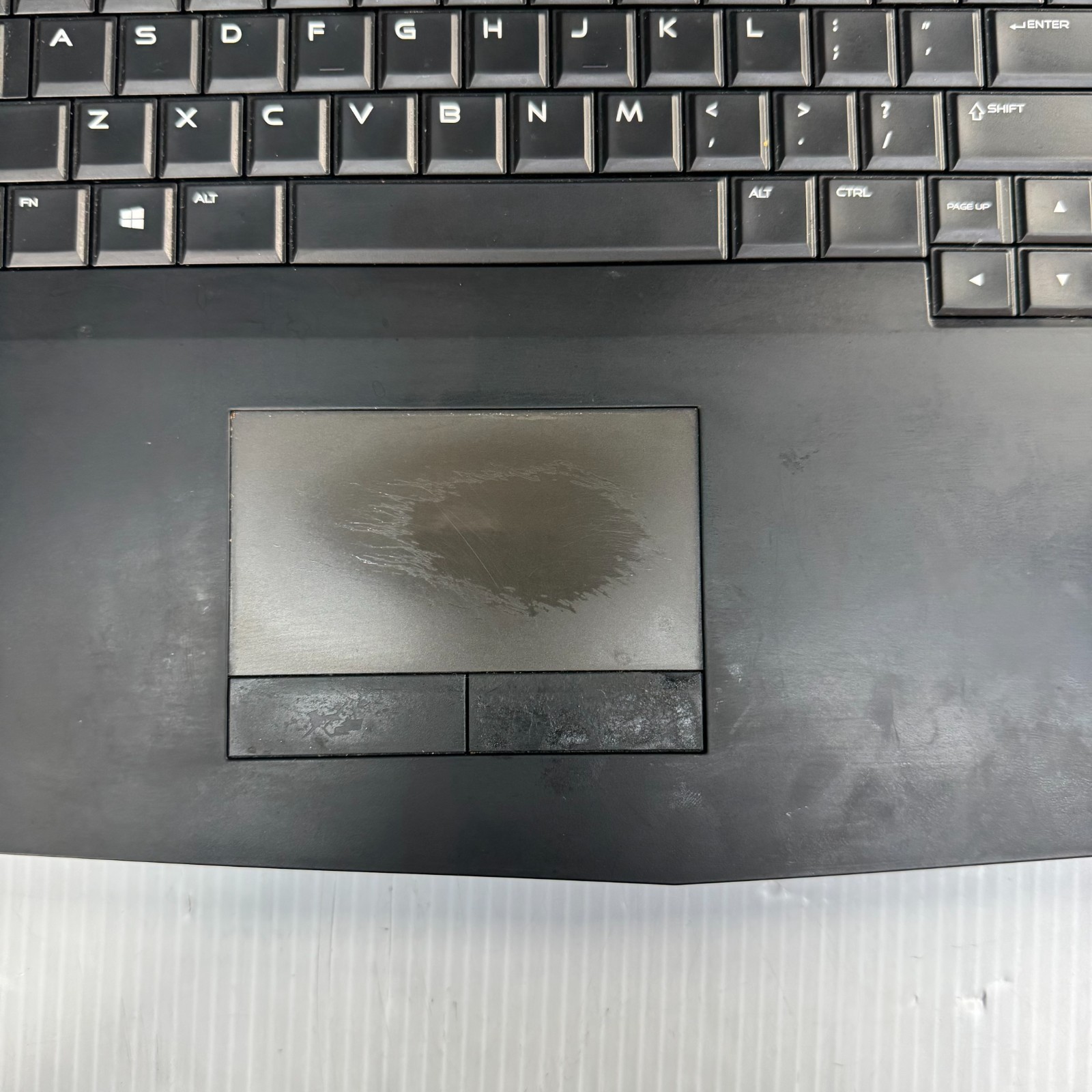 Alienware 17 R3 i7 6th Gen 17.3″ Laptop AS IS for PARTS – NO VIDEO