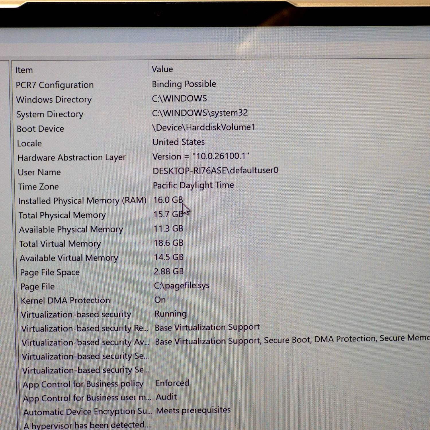 Lenovo Yoga 9i 2-in-1 14ITL5 14″ i7-1185G7 16GB RAM 512GB SSD Cracked Screen