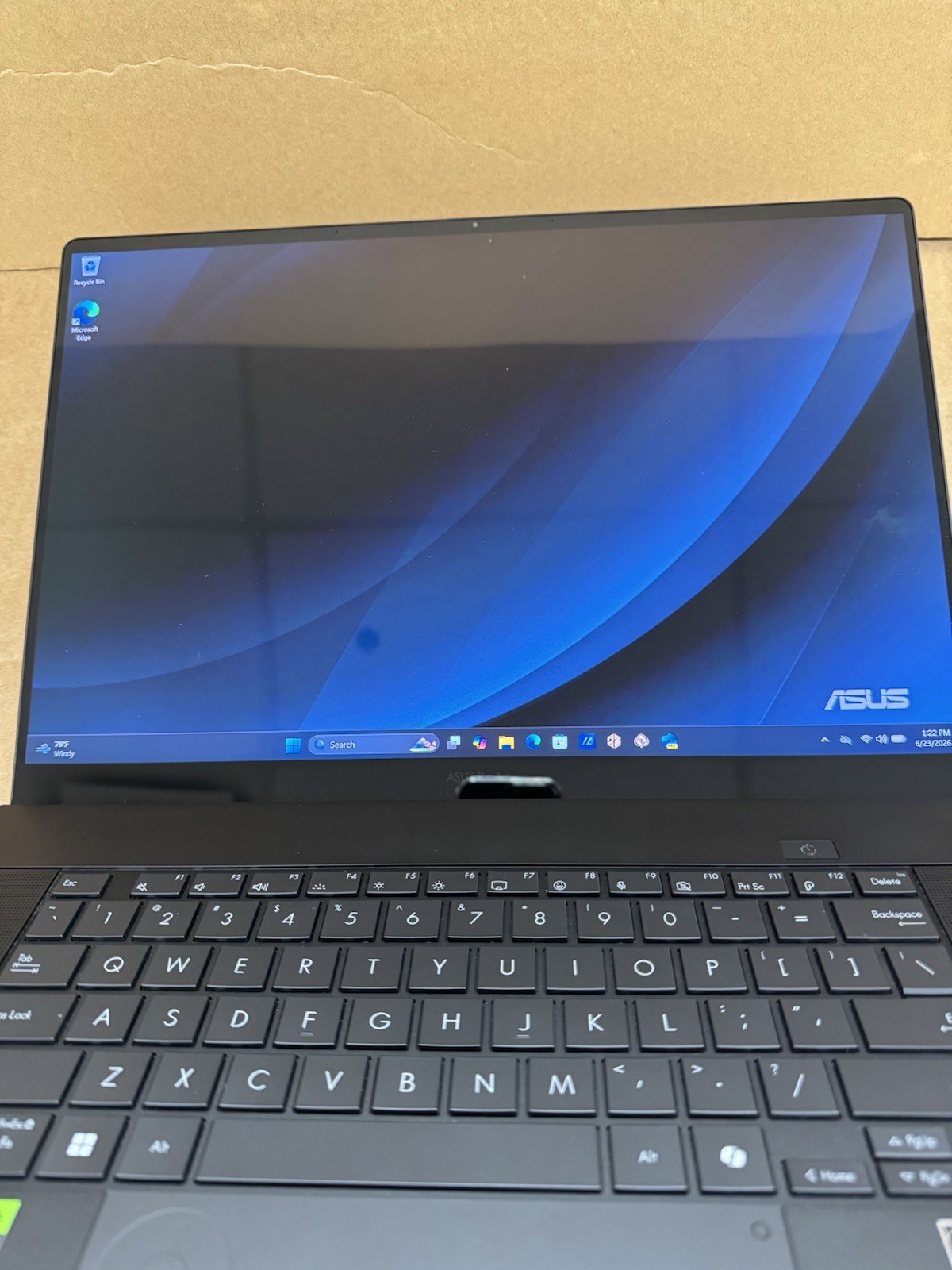 ASUS ProArt P16 H7606WV, 16” OLED touchscreen, 32GB/1TB -EXCELLENT