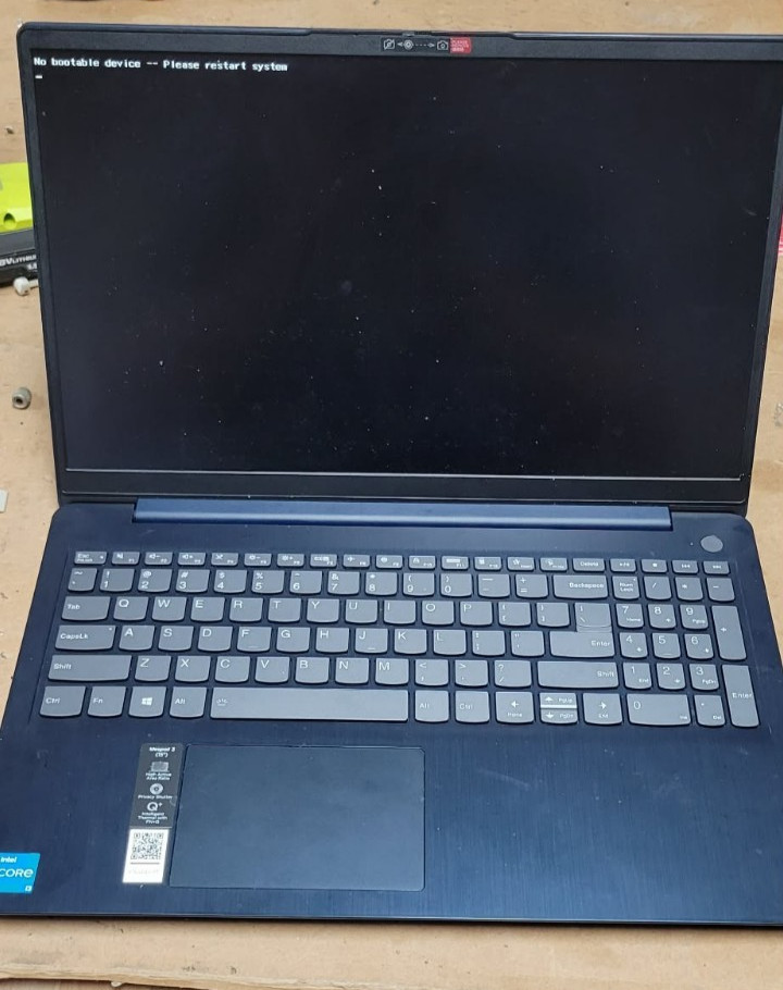 Lenovo Ideapad 3 15ITL6 – 11th Gen – i3-1115G4 – 8GB 15.6″ Laptop w/ 256gb NVMe