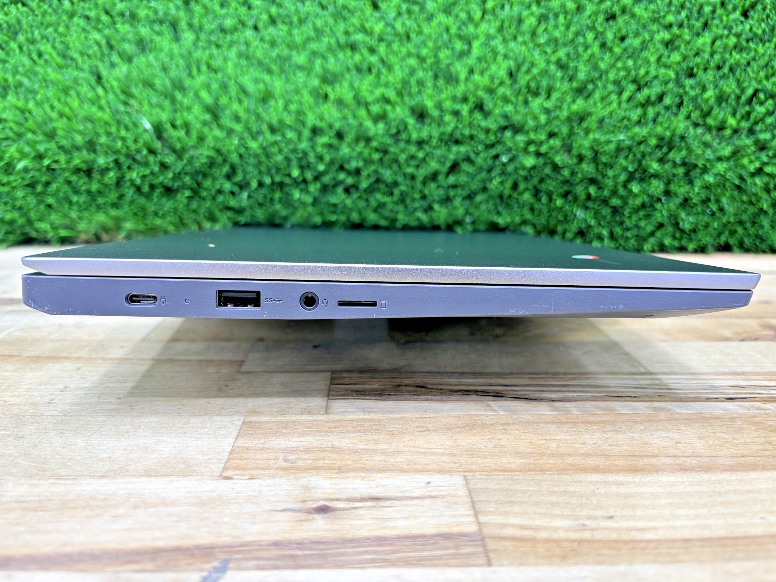 Lenovo 14e G1 ChromeBook AMD Ryzen A4-9120C 1.60GHz 4GB RAM 16GB eMMC ChromeOS*