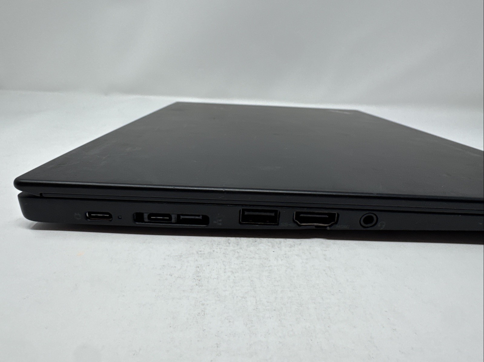Lenovo ThinkPad X13 Gen 1 13″ FHD Touch RYZEN 5 PRO 4650U 256GB SSD 8GB W11P