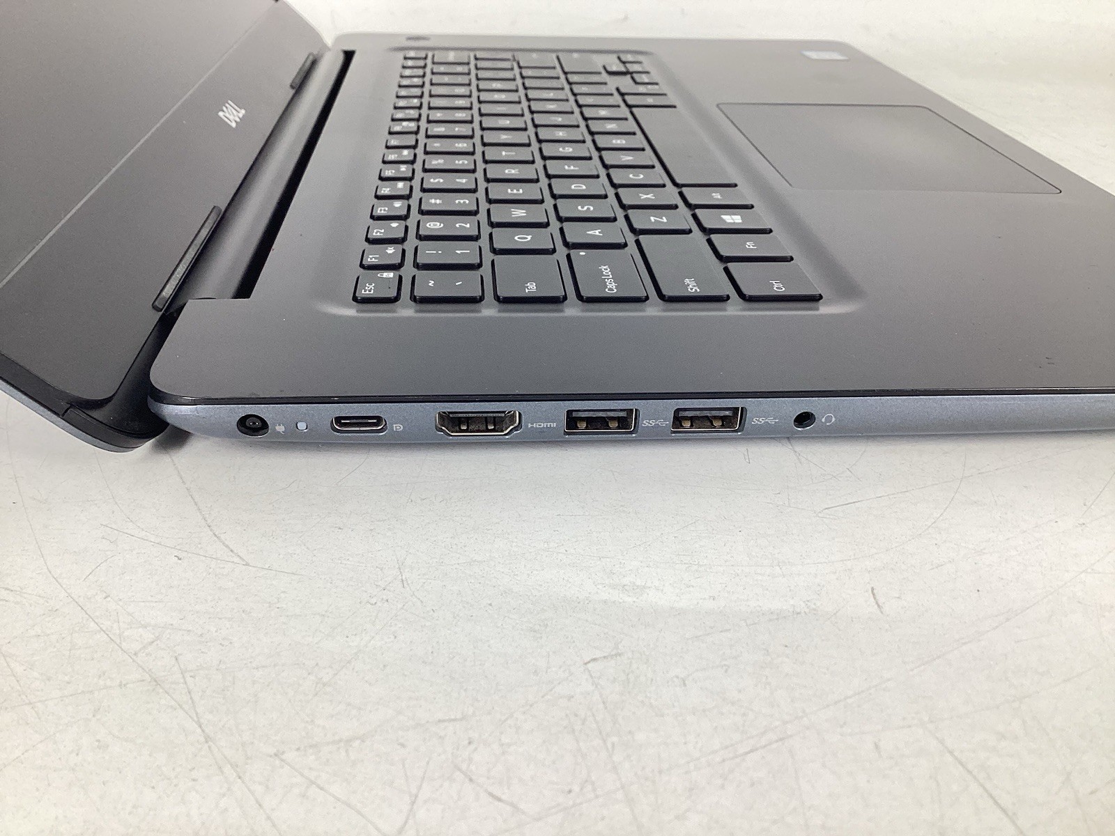 DELL VOSTRO 5581 (Intel Core i5-8265U @1.60GHz, 8GB RAM No SSD/OS) No AC *Read
