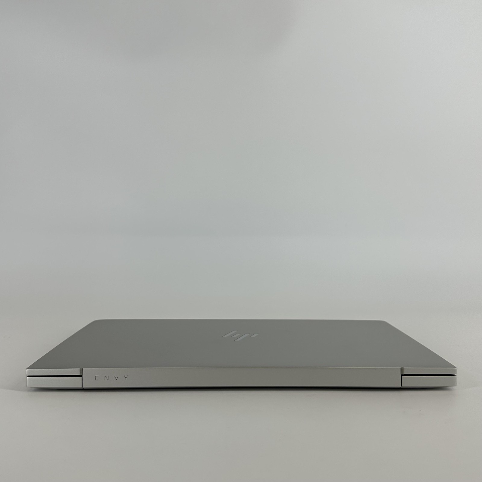 HP Envy 13 Silver FHD TOUCH i5-1135G7 2.40GHz 16GB 512GB SSD Good -LCD Bleed
