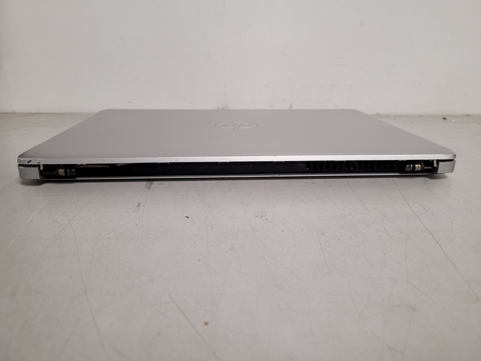 Hp laptop 14-dk0xxx 14″ amd ryzen3 3200u 2600mhz 4gb ram 128gb ssd 5CG9242JWK