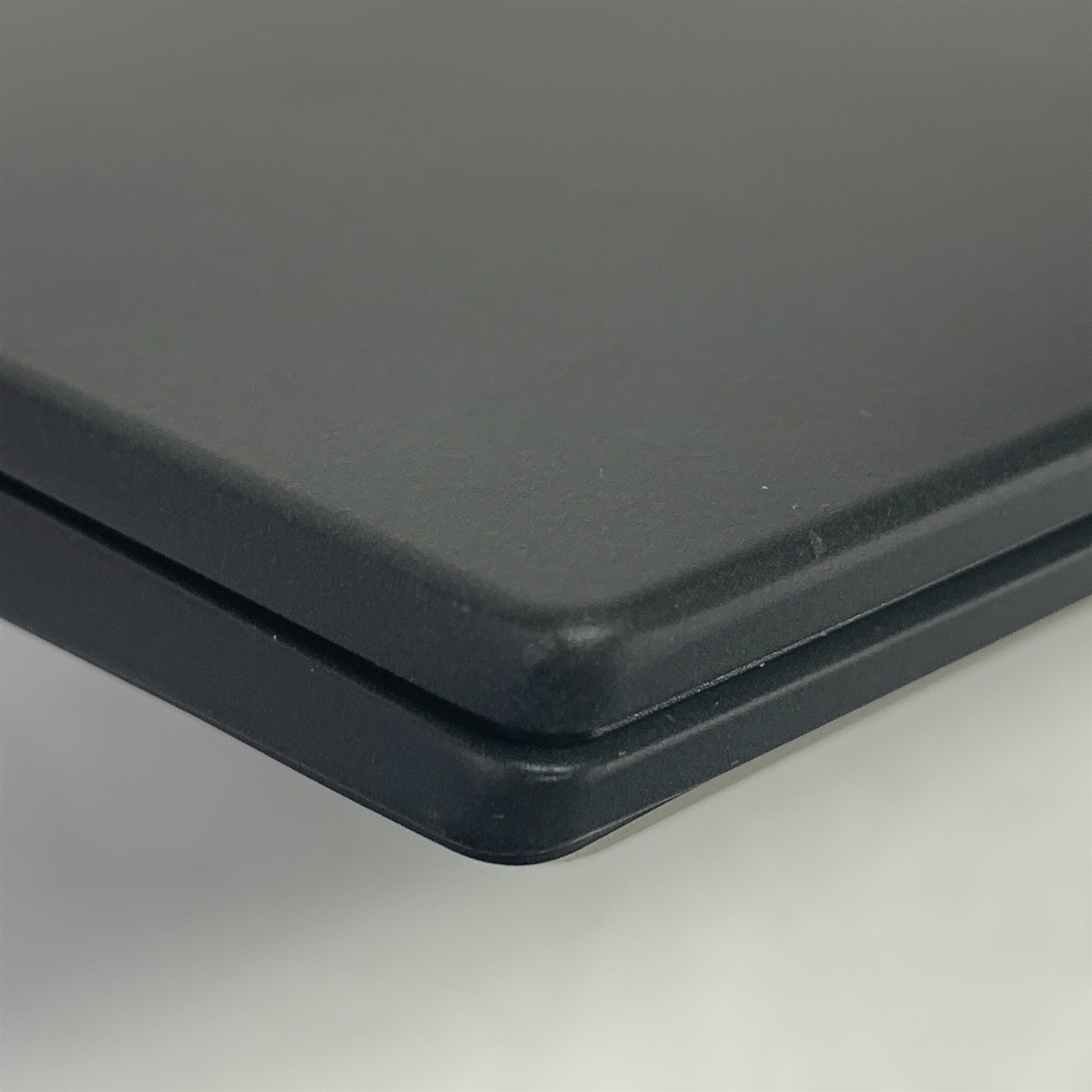 Lenovo ThinkPad P16S Gen 1 16″ Laptop i7-1260P 2.1GHz 32GB 1TB NVMe SSD – Win11