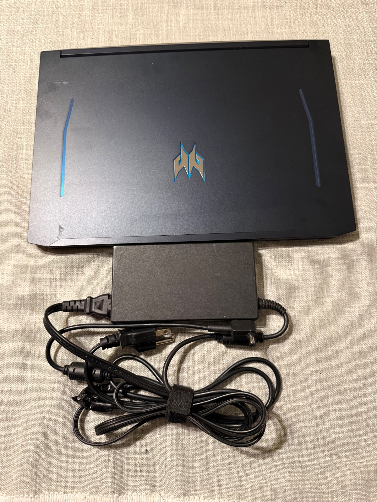Acer Predator Helios 300 (512GB SSD, Intel Core i7-11800H, 4.60 GHz,32GB Crucial