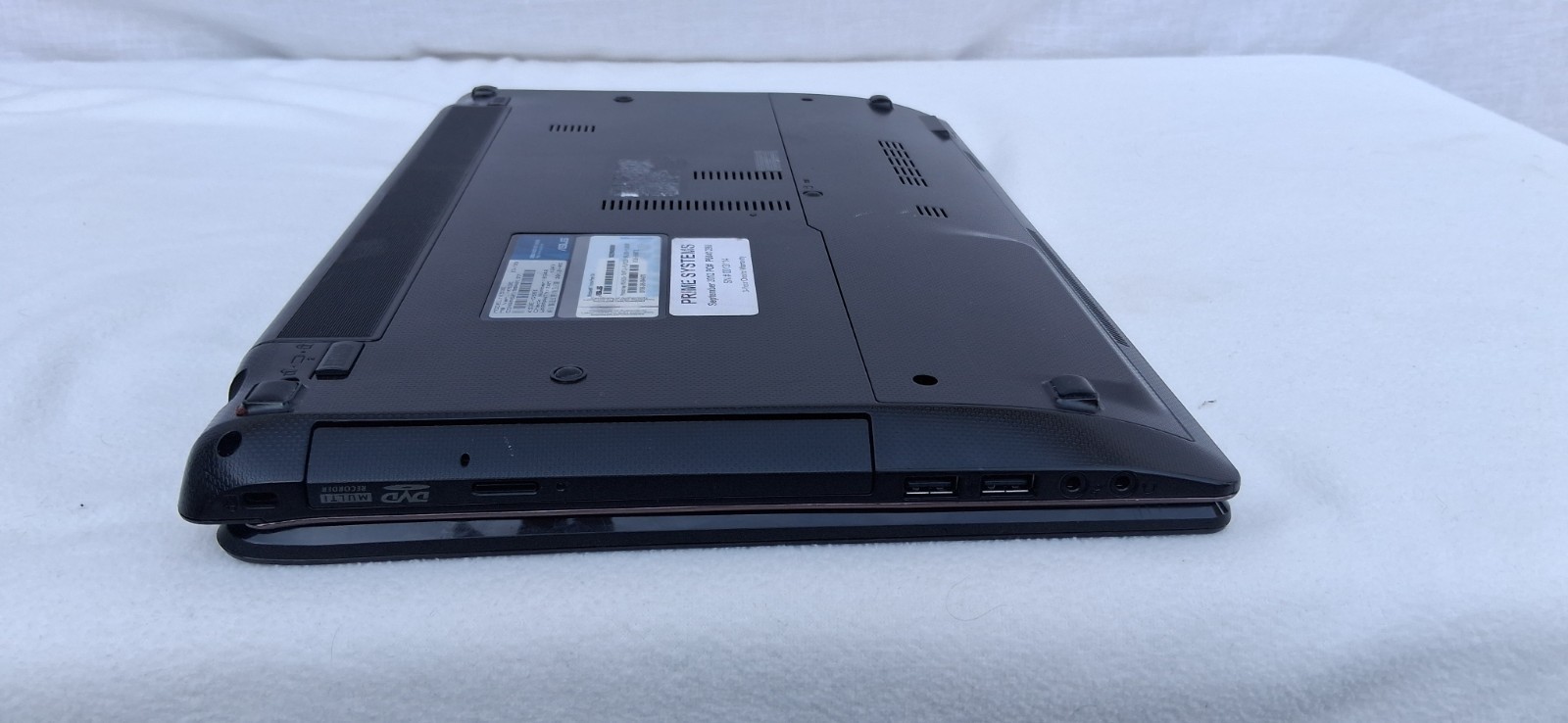 ASUS K53E 15.6″ Laptop Intel Core i5-2450M 2.5 GHz 4GB RAM 500 GB Hard Drive Bro