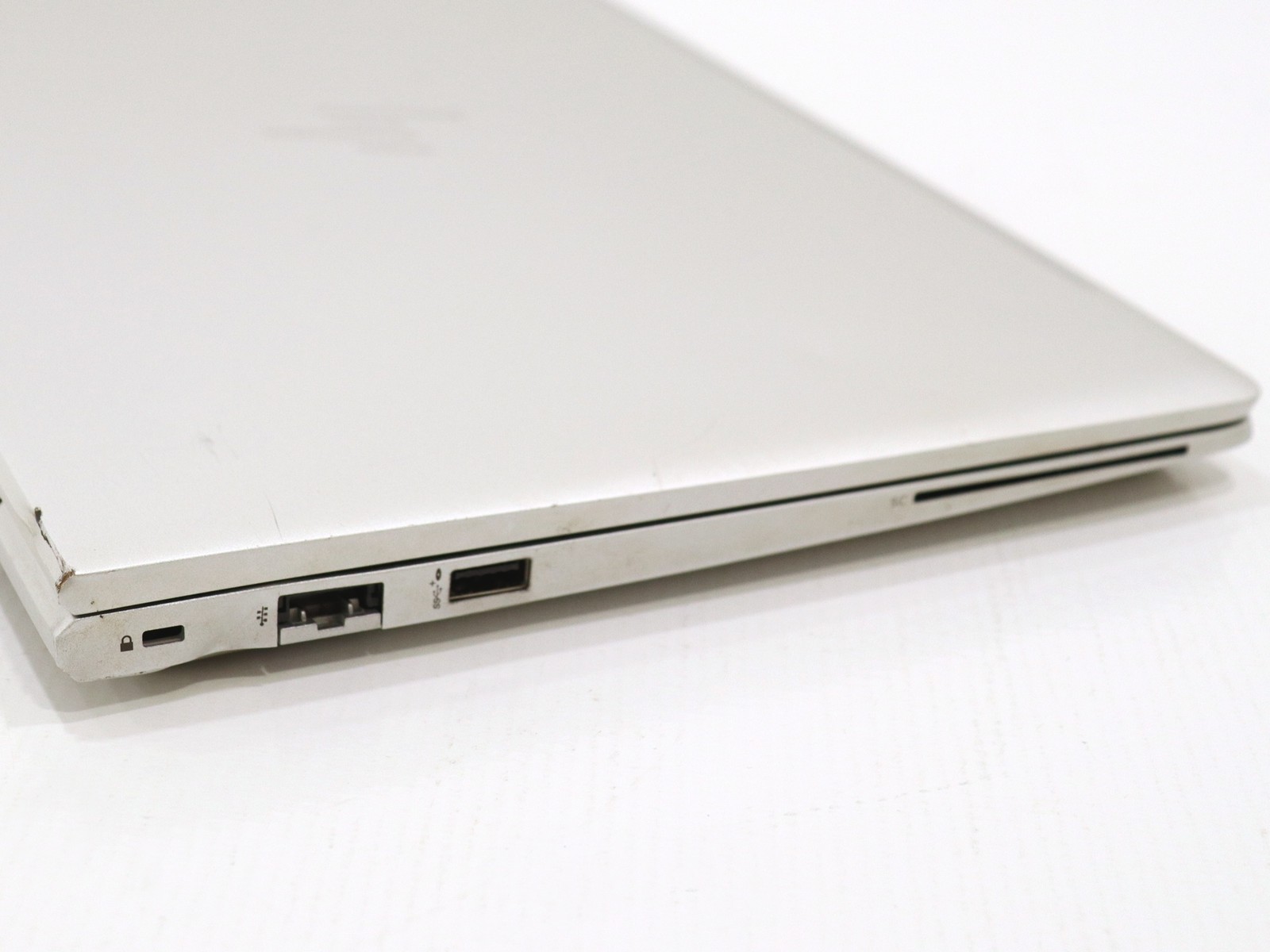 HP EliteBook 640 G10 Intel i7-1365U 16GB 2556GB NVMe Win 11 Pro (Silver)