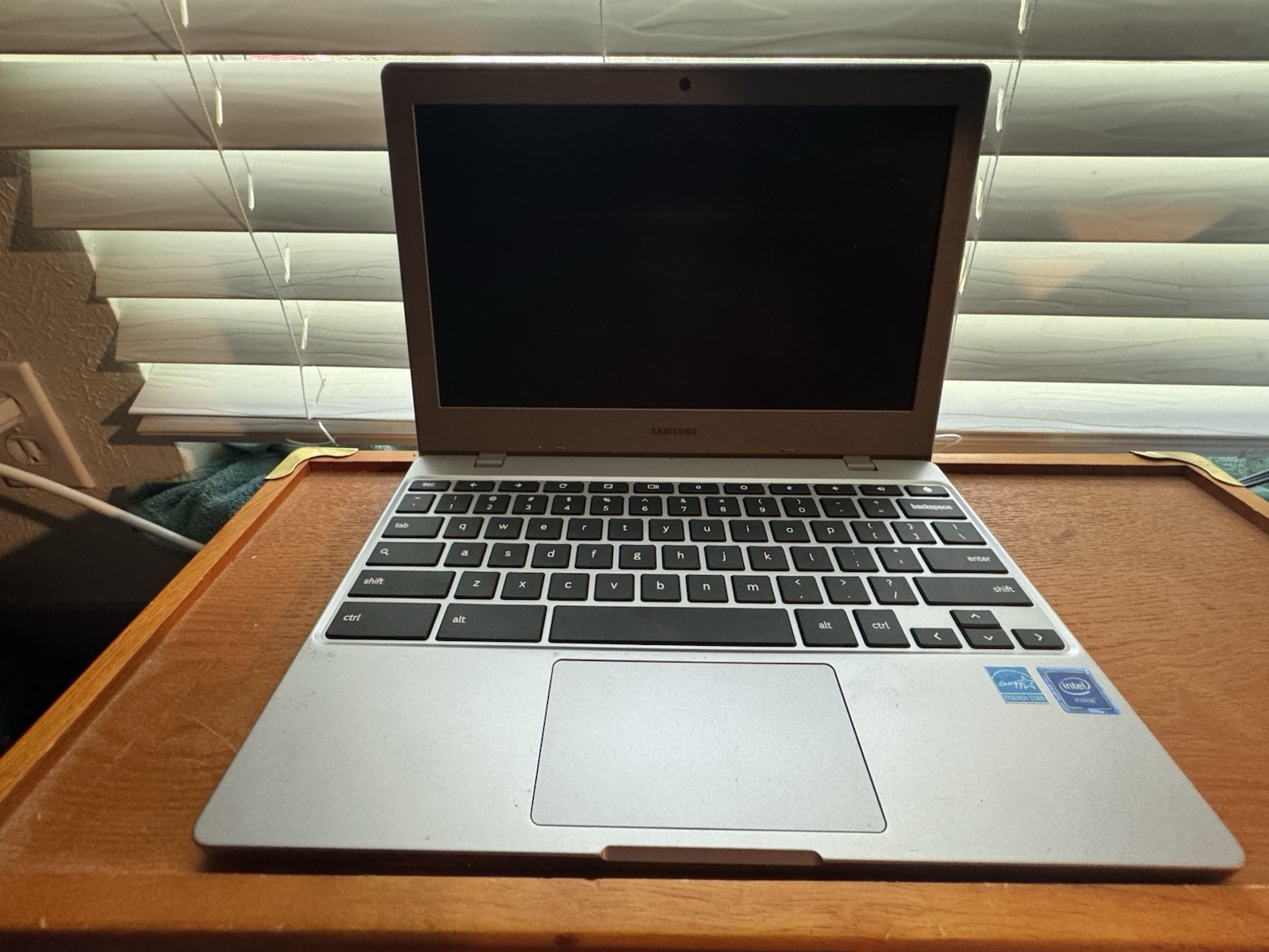 Samsung Chromebook XE500C12-K01US 11.6″ Intel Celeron Chrome OS