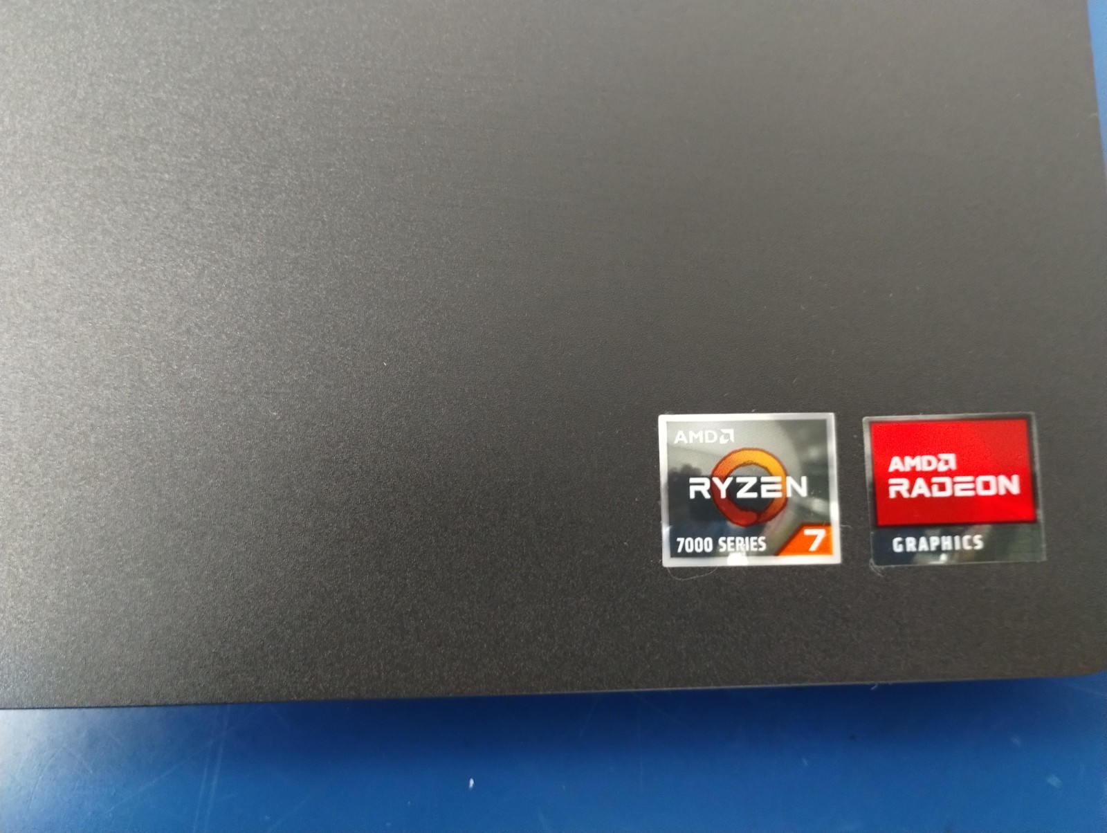 DELL 15 DC15255 G8MK9, AMD Ryzen 7 7730U, 2.00 GHz, 16 GB RAM, 512 GB NVMe SSD